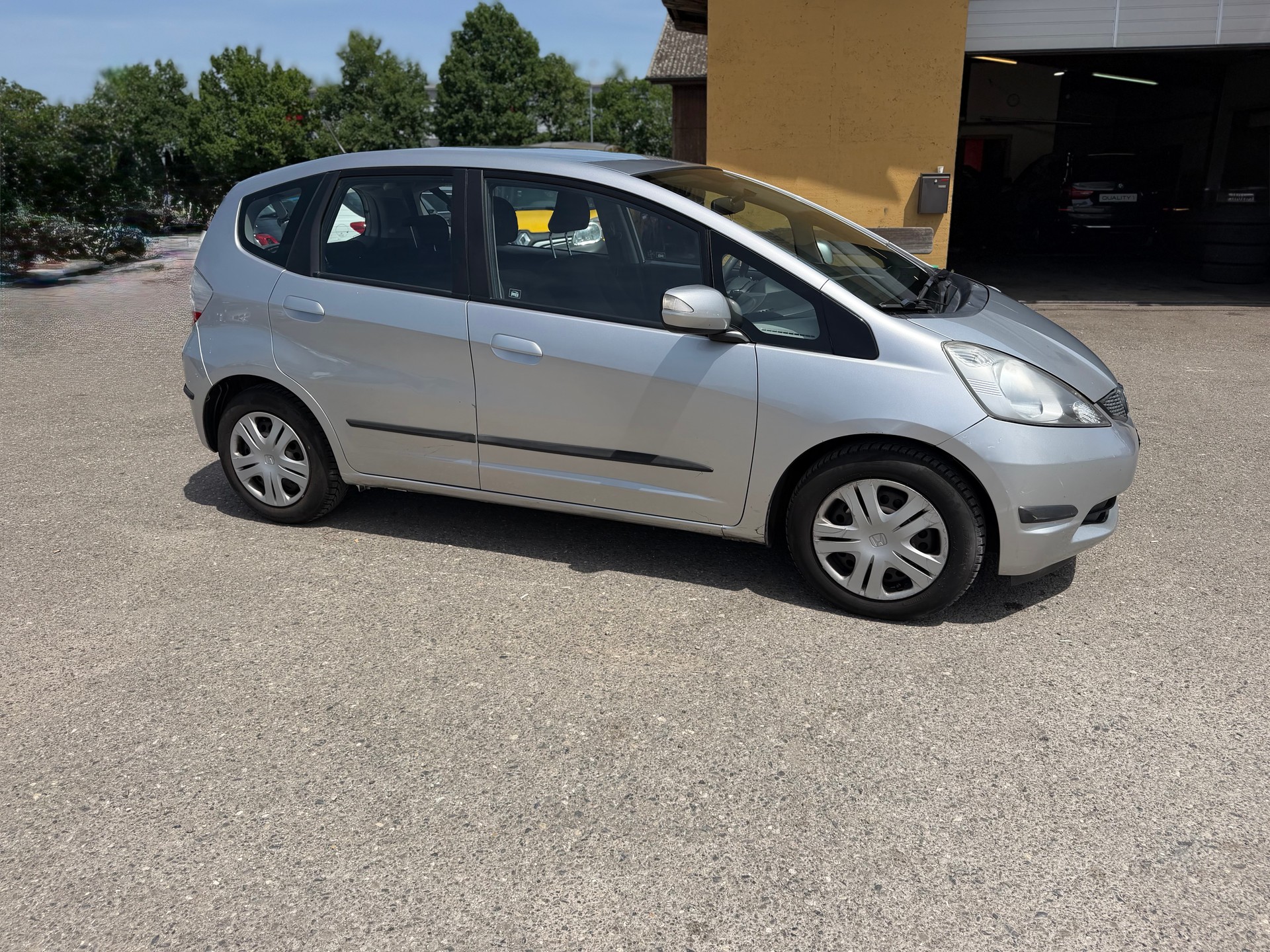HONDA Jazz 1.4i Elegance i-Shift-showroom-element-3