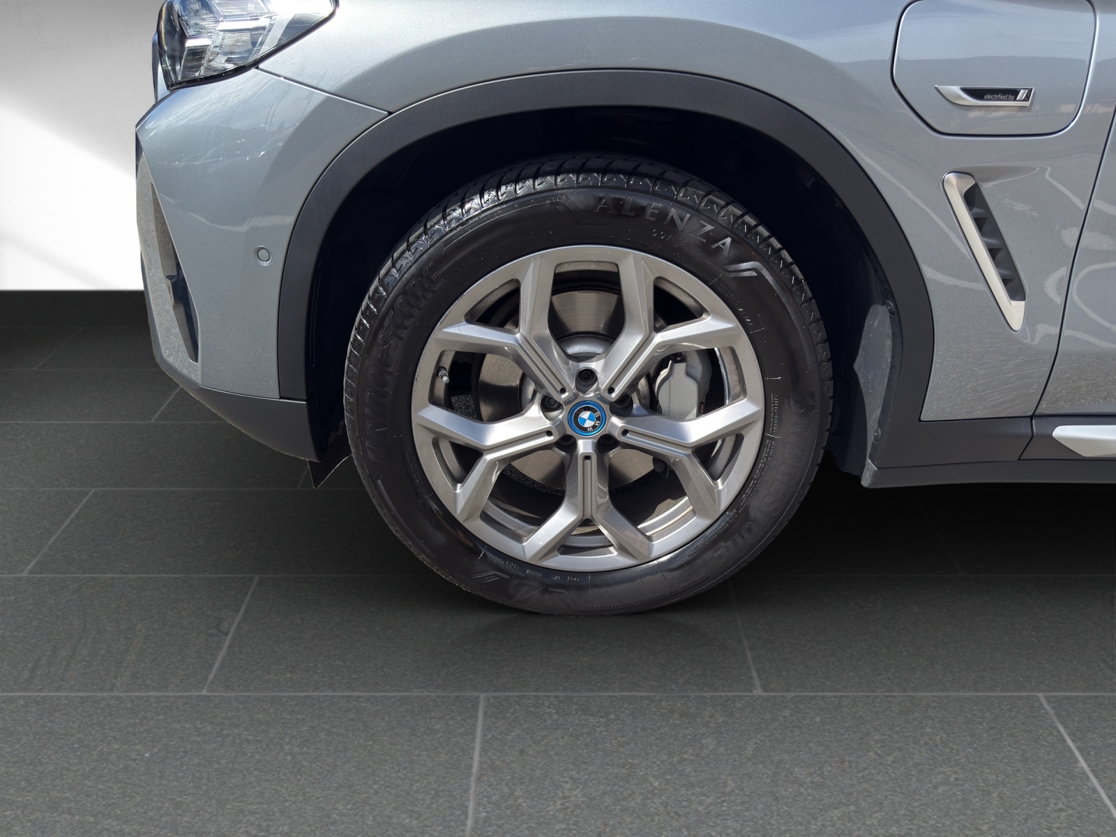 BMW X3 xDrive 30e-image-8