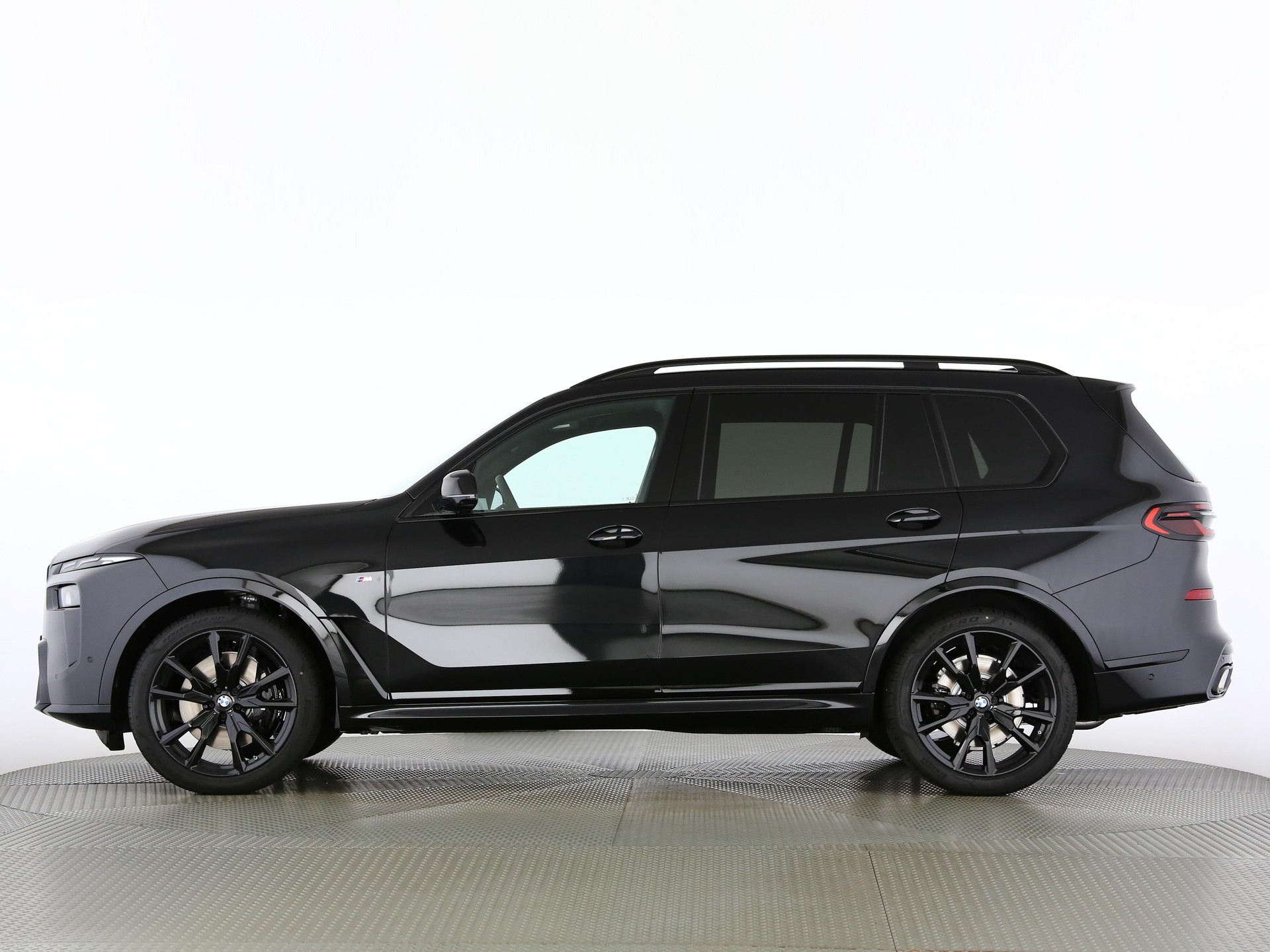 BMW X7 40d xDrive SAG-showroom-element-2