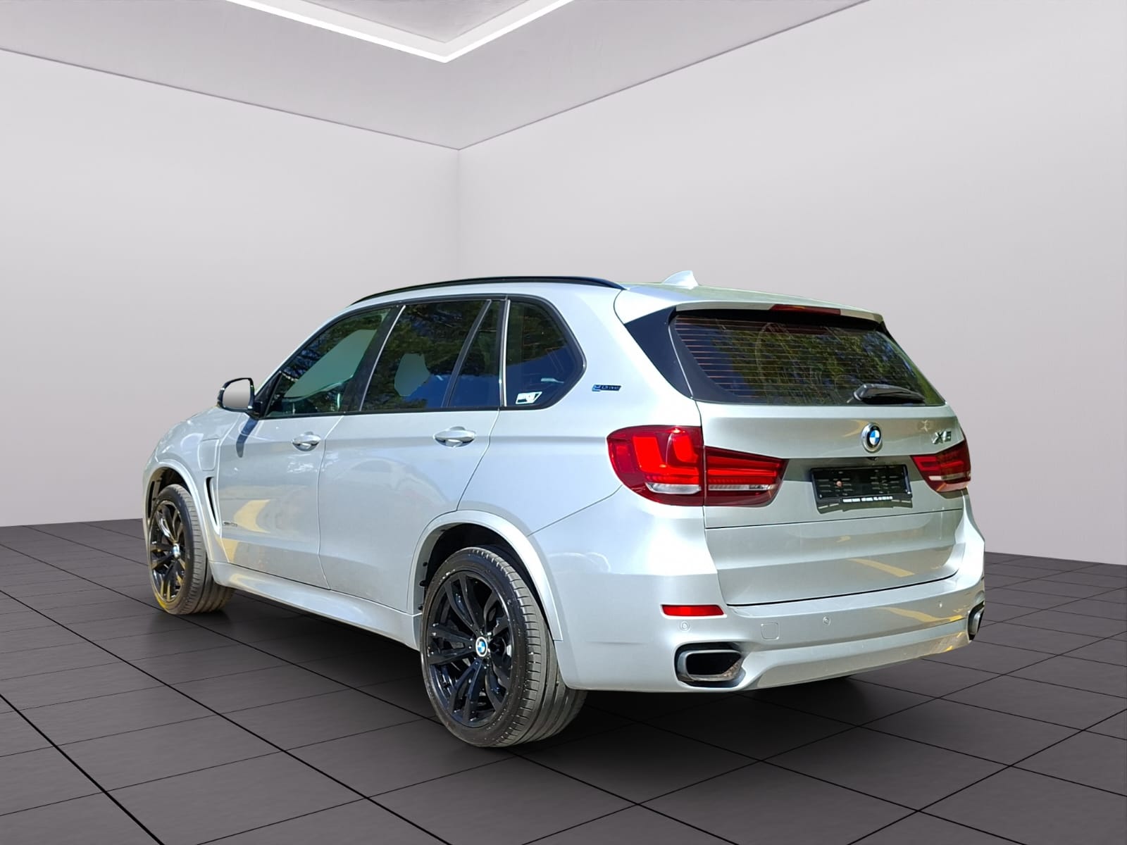 BMW X5 xDrive 40e Pack M iPerformance Steptronic-image-5