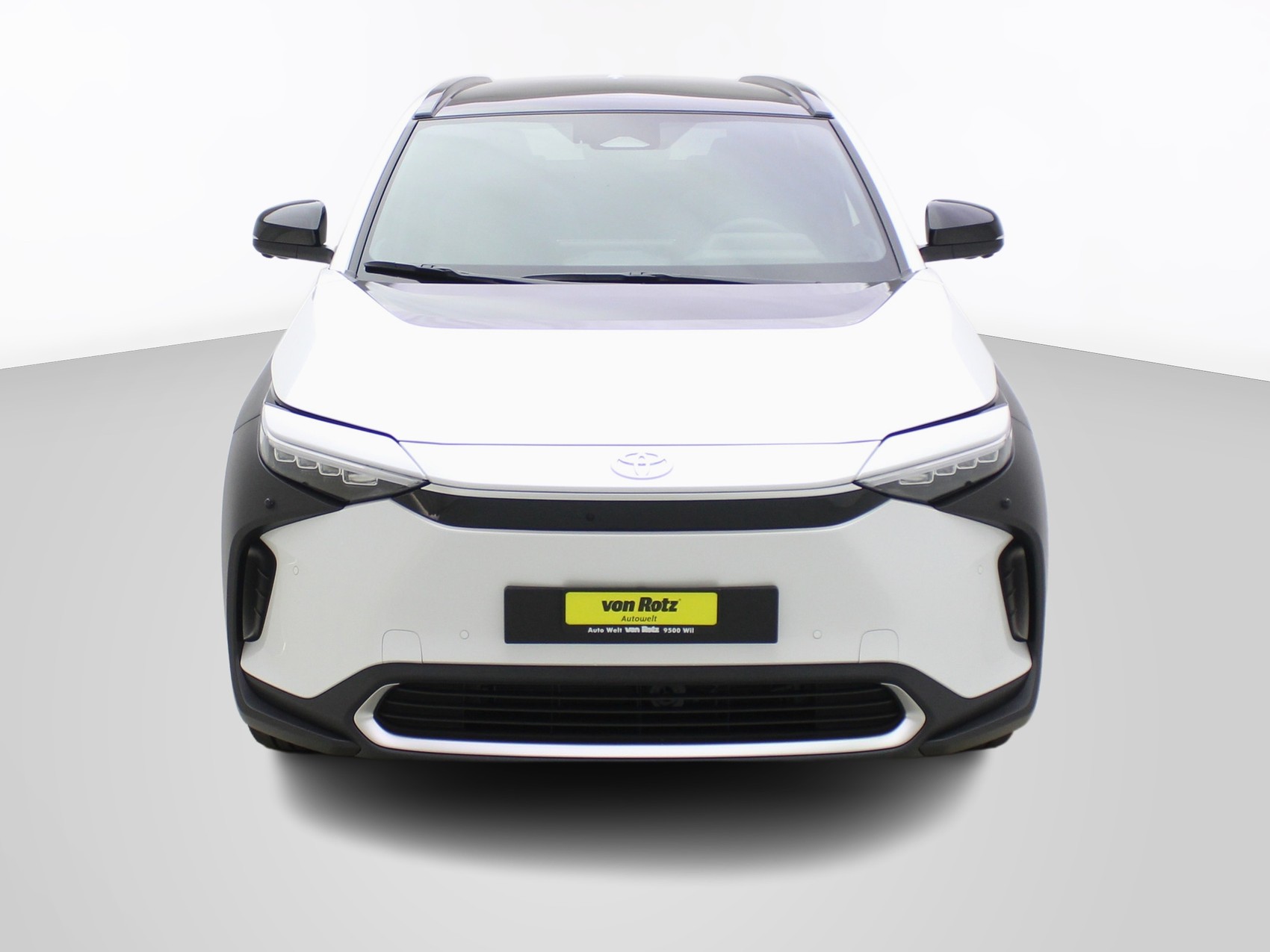 TOYOTA bZ4X Premium 11 KW AWD ** Panorama-Glasdach **-image-4