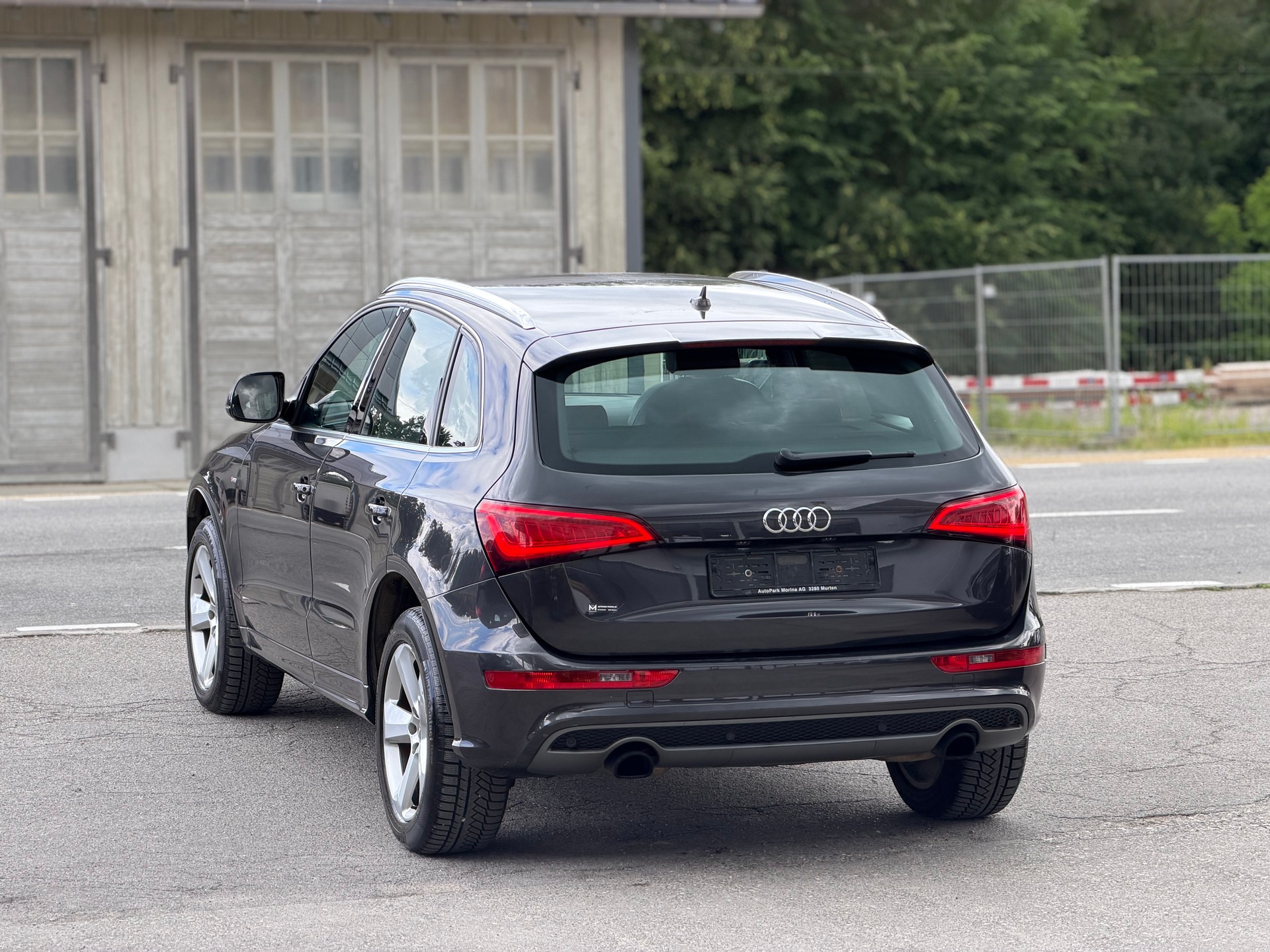 AUDI Q5 2.0 TFSI quattro tiptronic-image-6