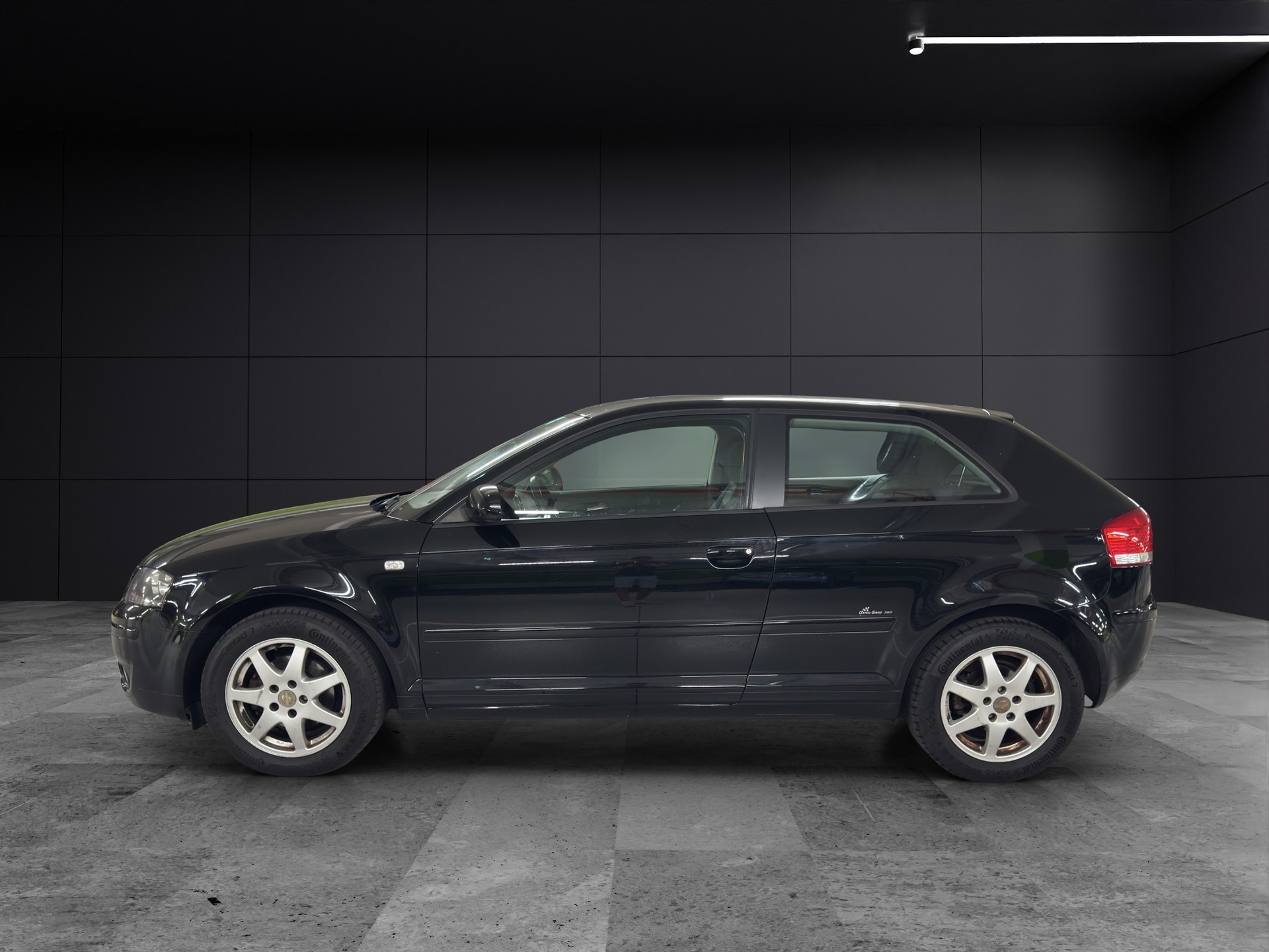 AUDI A3 1.6 Attraction-image-7