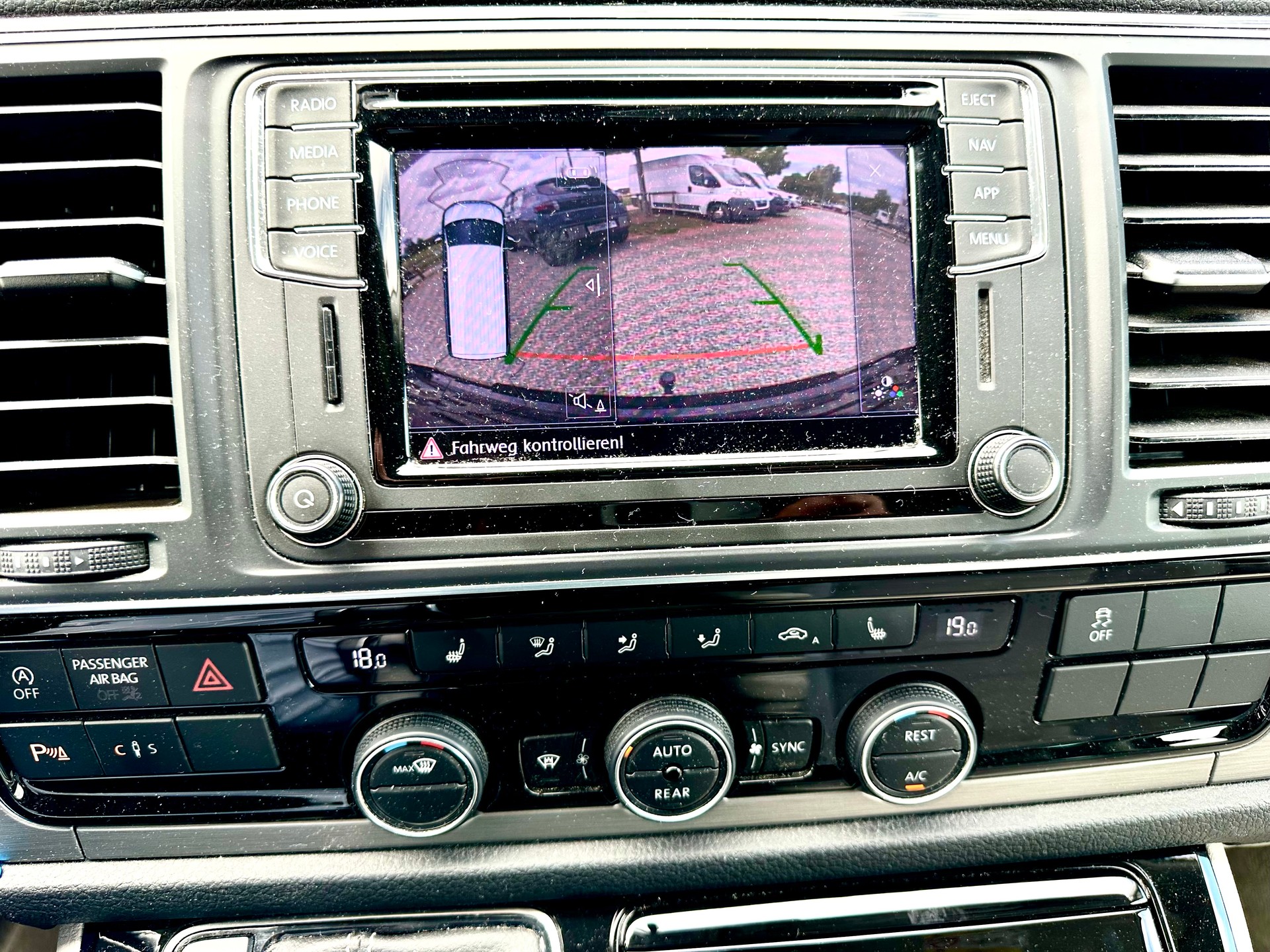 VW 2.0TDi 204PS 4x4 CALIFORNIA ***Aufstelldach-Küche***-image-30