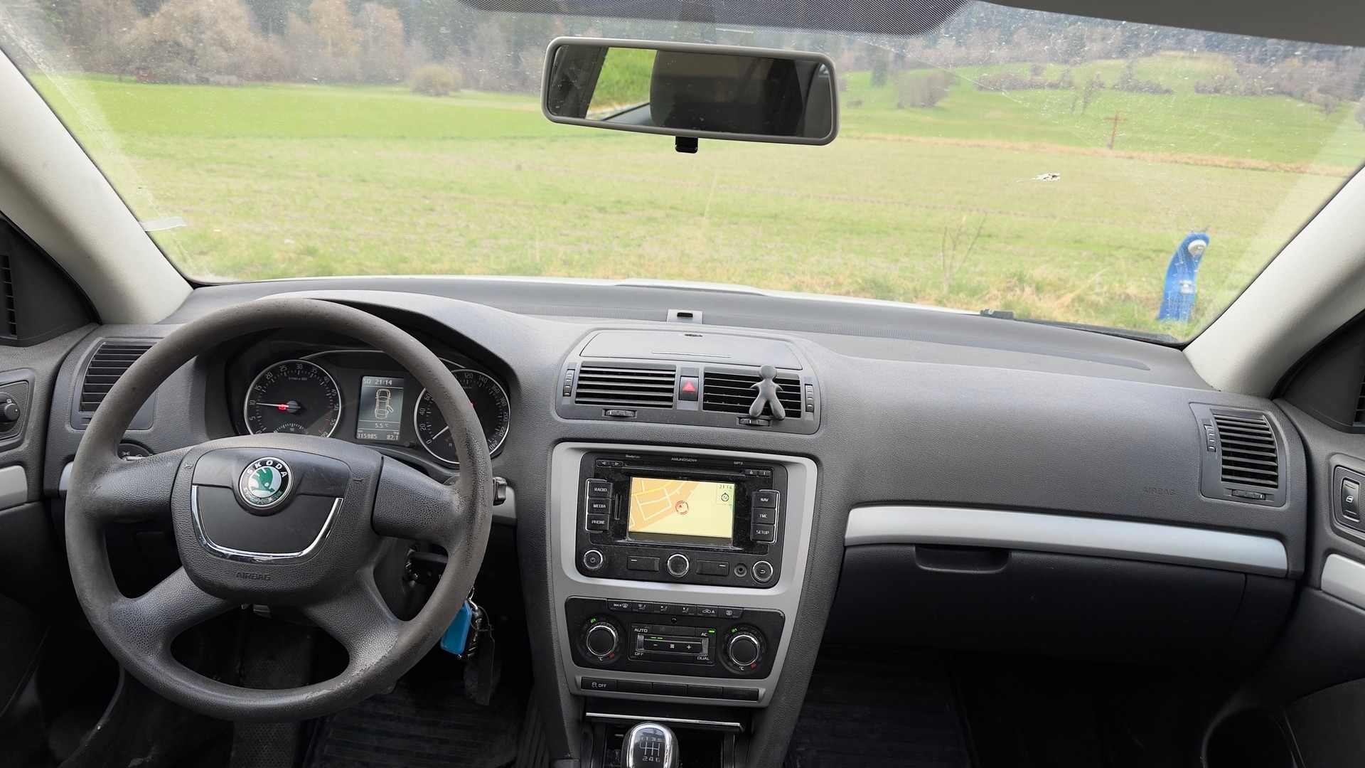SKODA Octavia Combi 2.0 TDI AllDrive 4x4-image-10