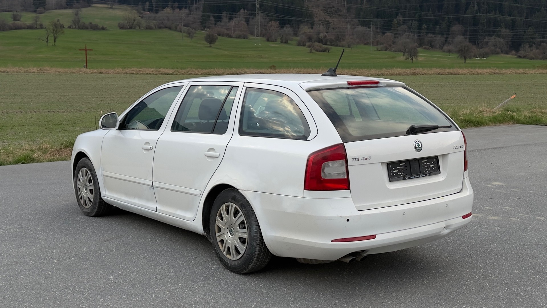SKODA Octavia Combi 2.0 TDI AllDrive 4x4-image-6