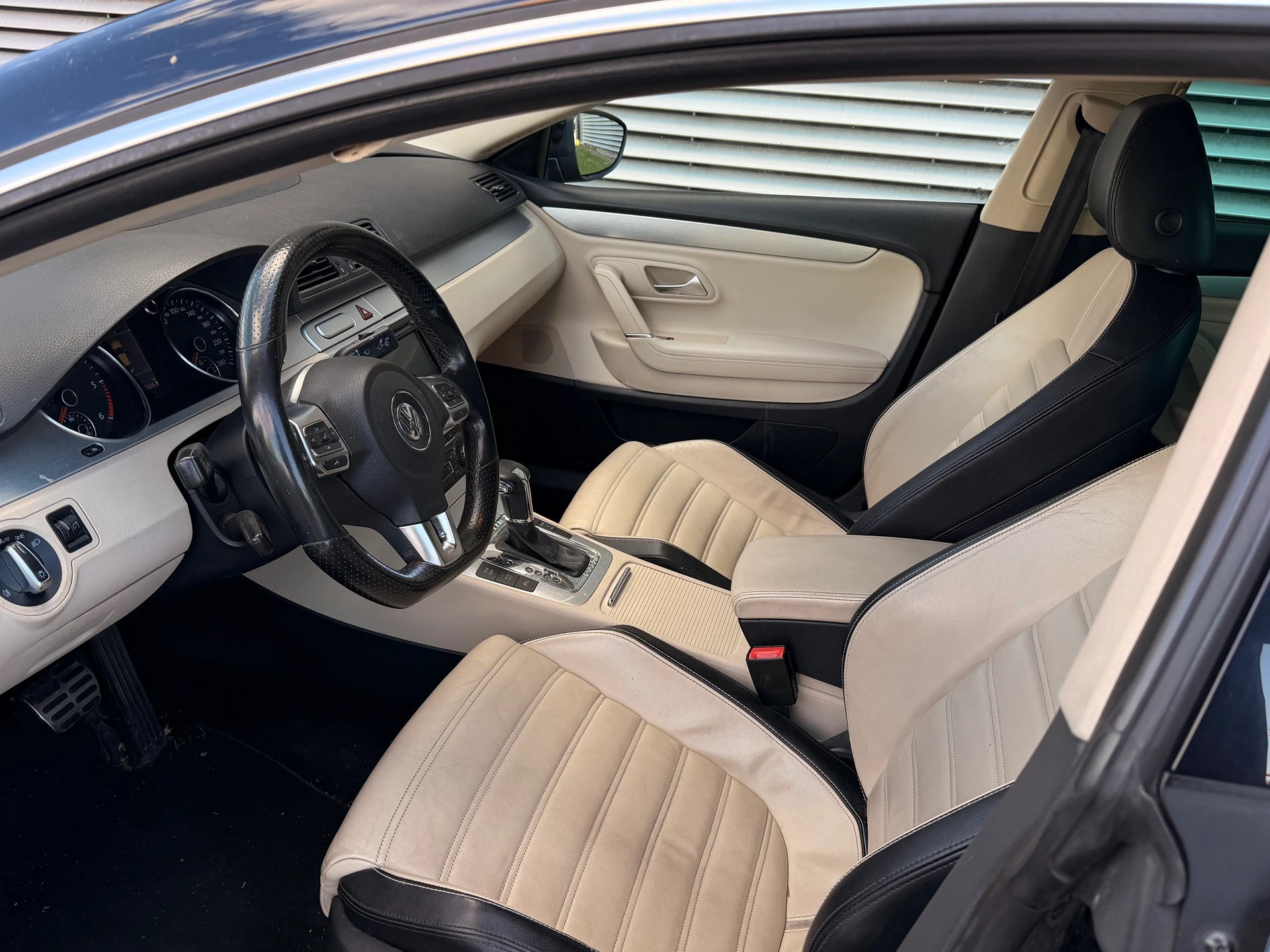 VW Passat CC 2.0 TDI DSG-image-7