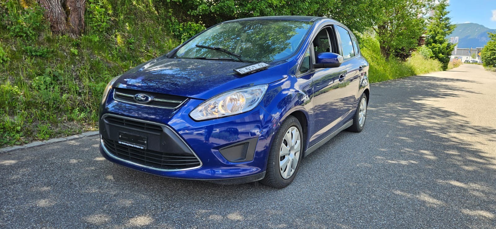 FORD C-Max 1.0 SCTi Titanium