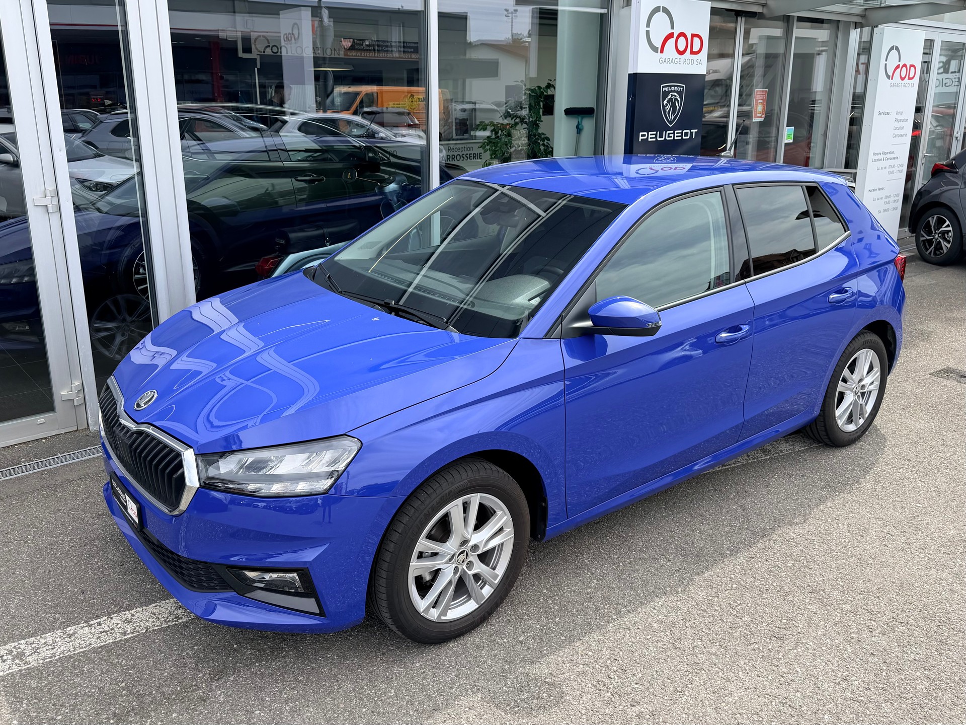 SKODA Fabia 1.0 TSI Ambition-image-23