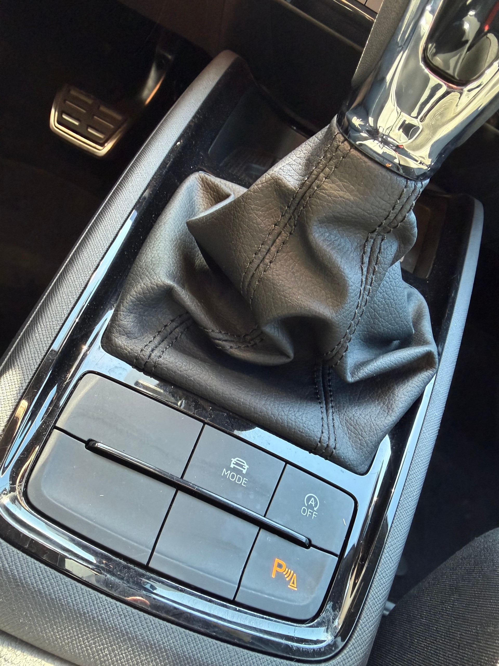 SKODA Kamiq 1.0 TSI Selection DSG-image-19