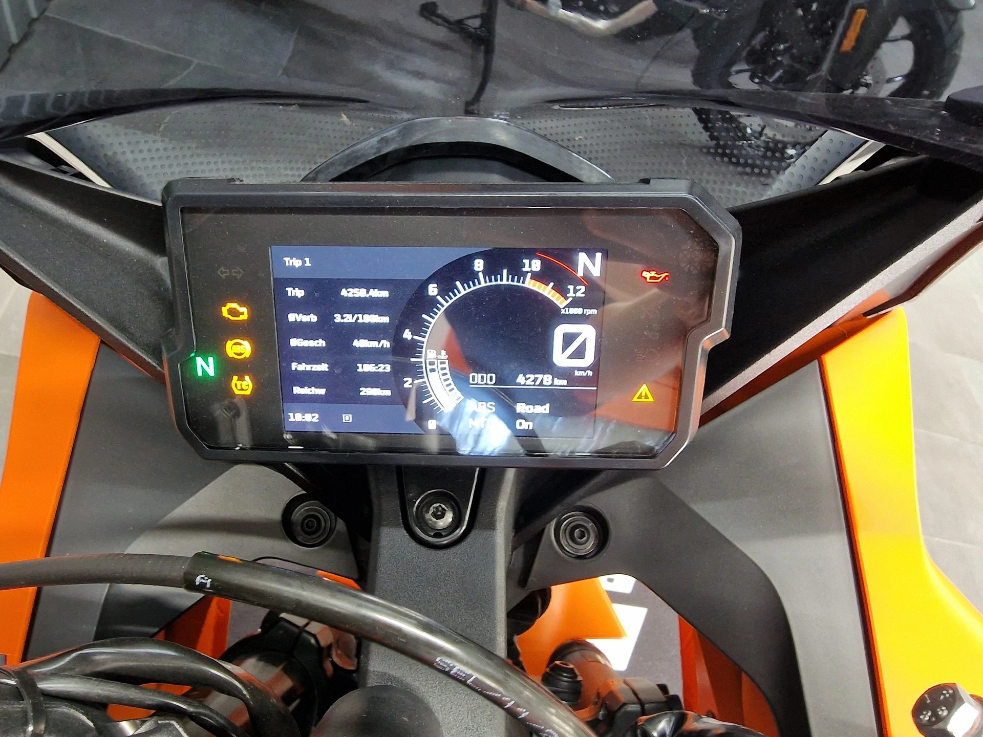 KTM RC 390-image-7