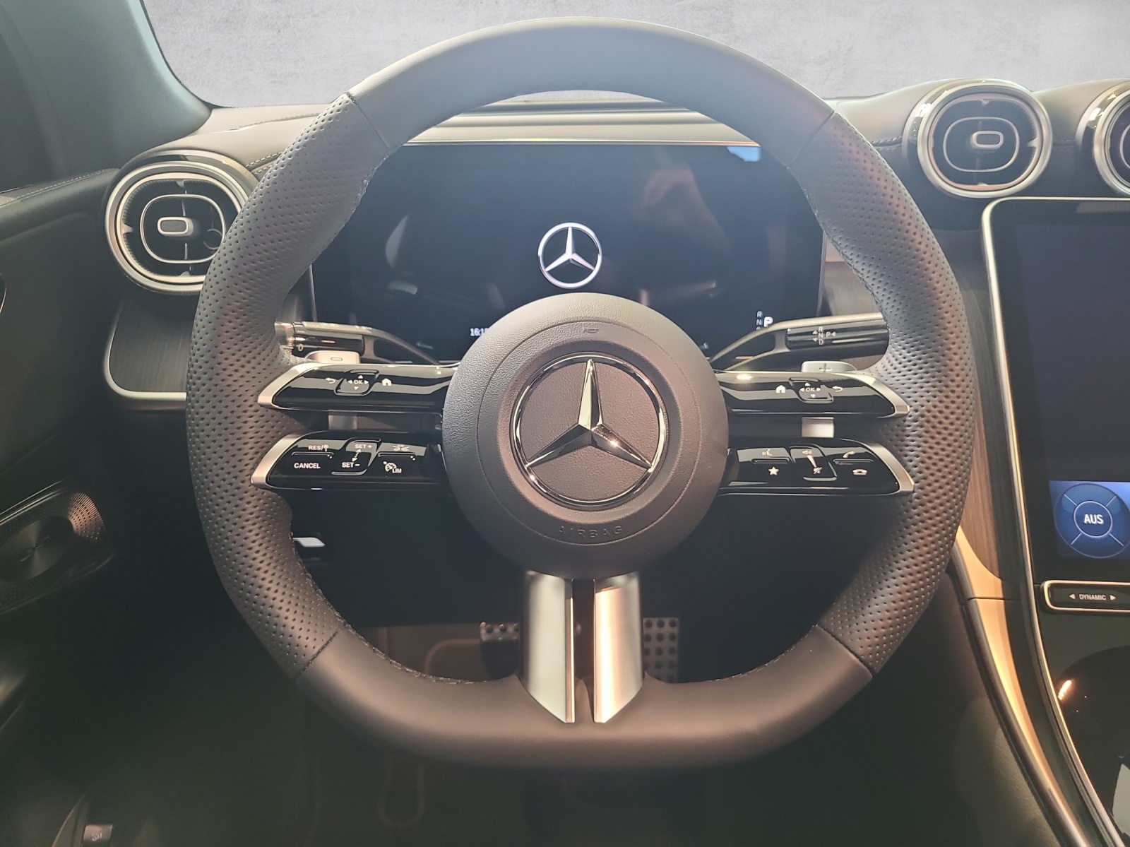 MERCEDES-BENZ GLC Coupé 220 d 4Matic 9G-Tronic-image-12