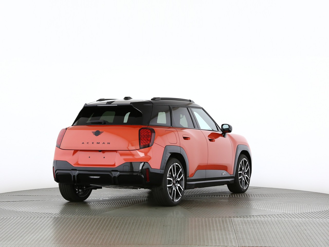MINI Aceman E-showroom-element-1