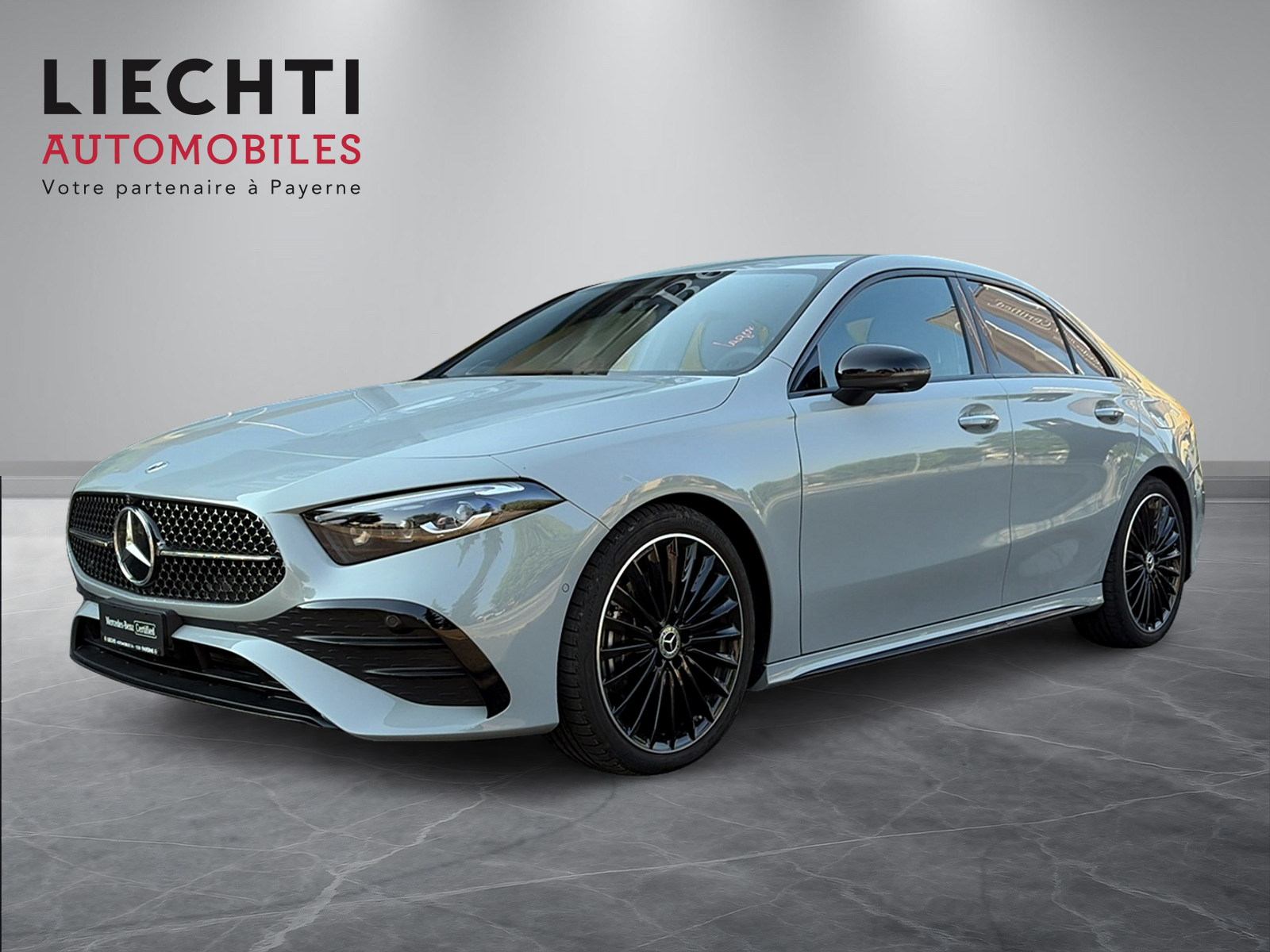 MERCEDES-BENZ A 220 4Matic 8G-DCT Limousine (V177)