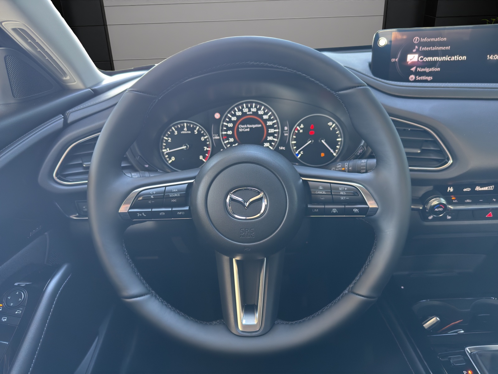MAZDA CX-30 SKYACTIV-X 186 M Hybrid Centre Line AWD AT-image-14