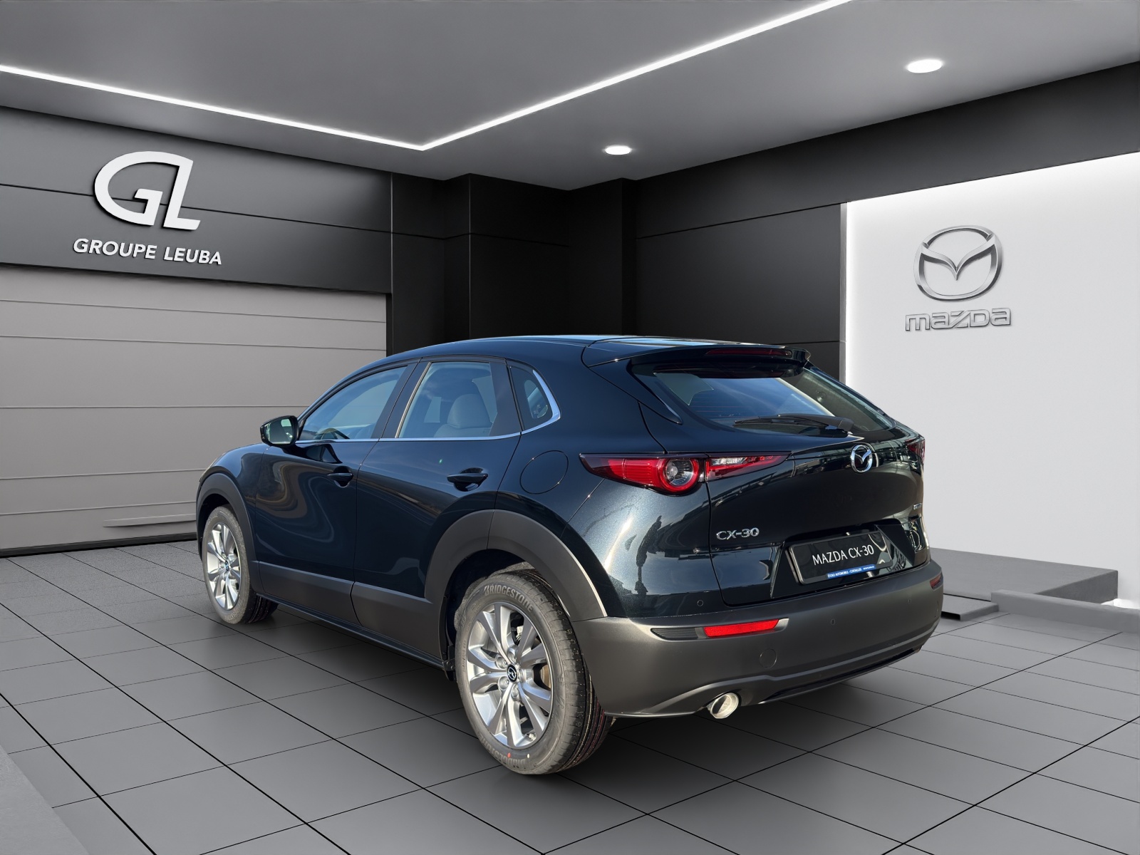 MAZDA CX-30 SKYACTIV-X 186 M Hybrid Centre Line AWD AT-showroom-element-3