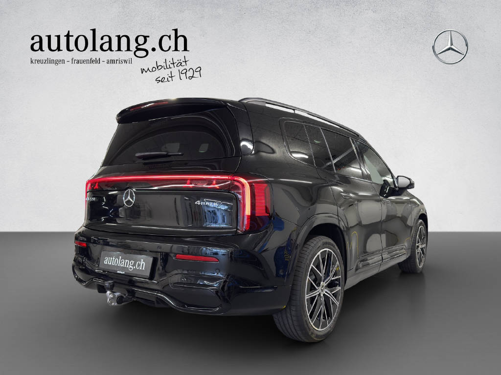 MERCEDES-BENZ GLB 220 AMG Line 4Matic-showroom-element-3