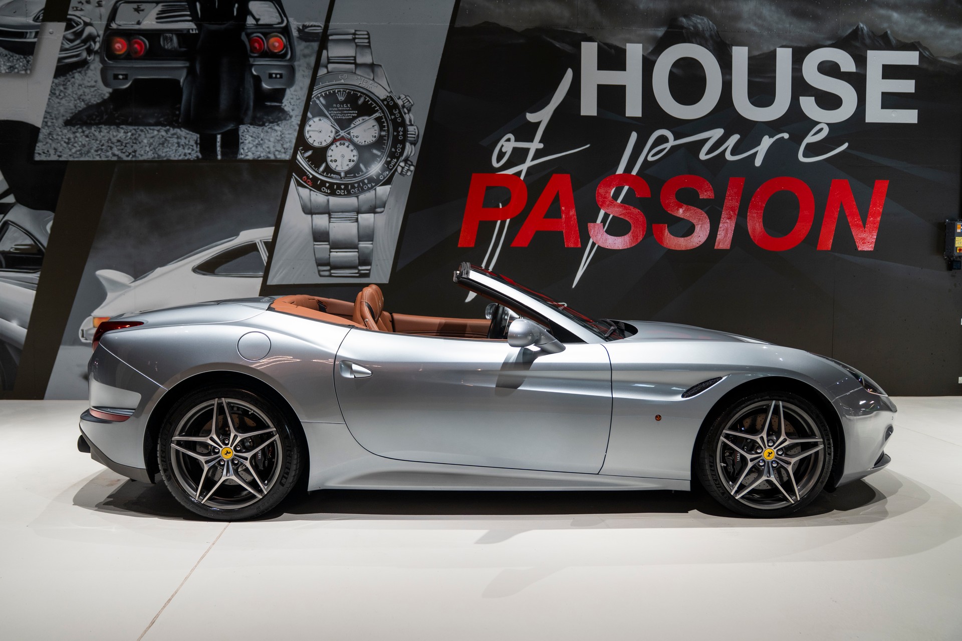 FERRARI California 3.9 V8 T-showroom-element-2