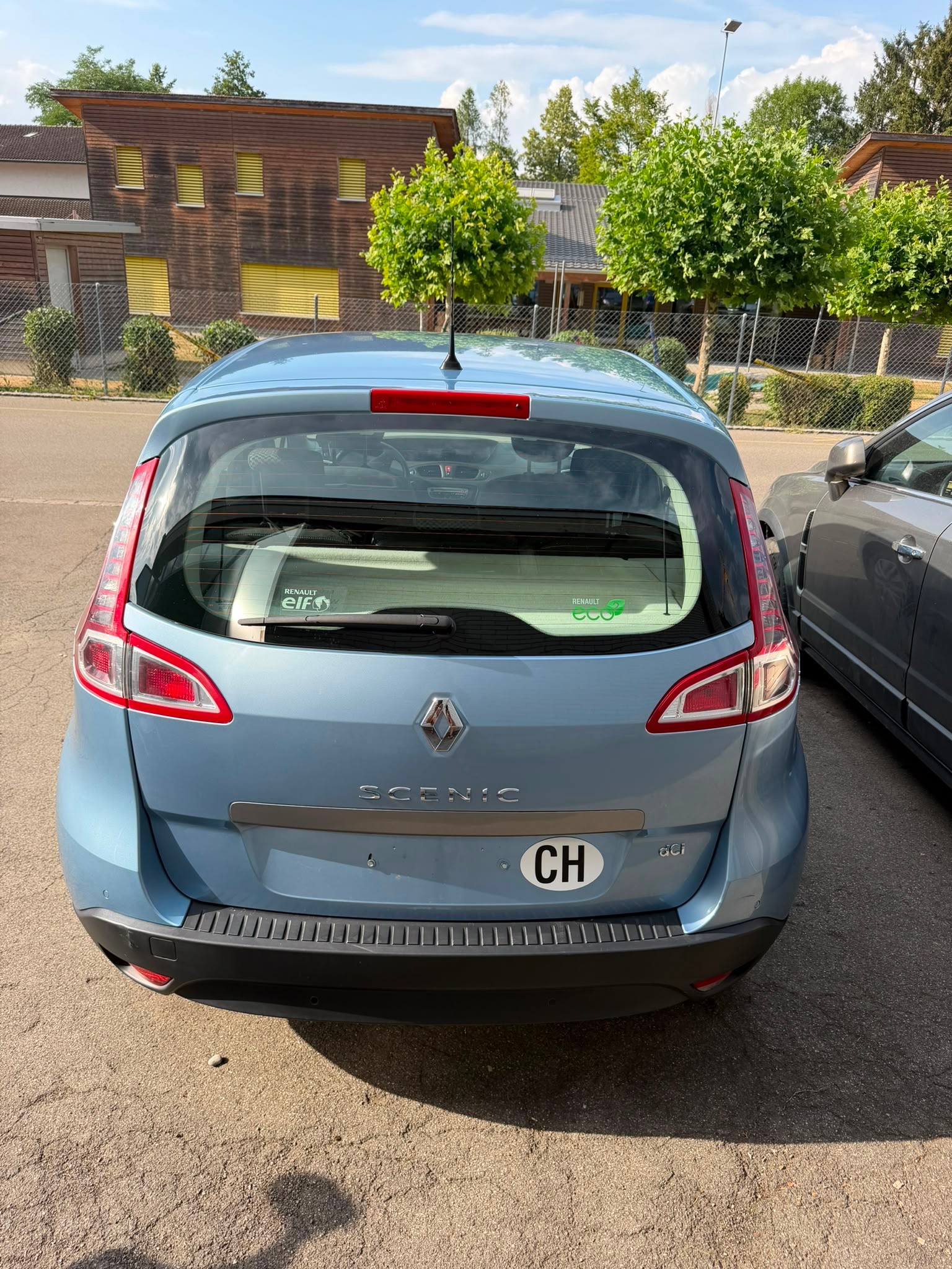 RENAULT Scénic 1.5 dCi Bose EDC-showroom-element-3