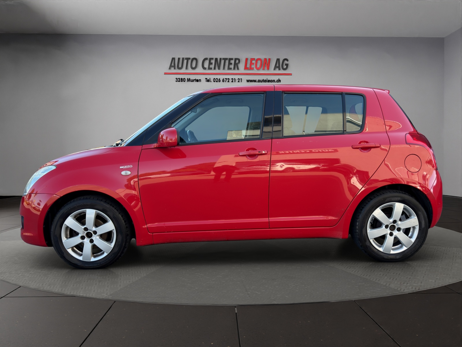 SUZUKI Swift 1.3i 16V GL-showroom-element-2