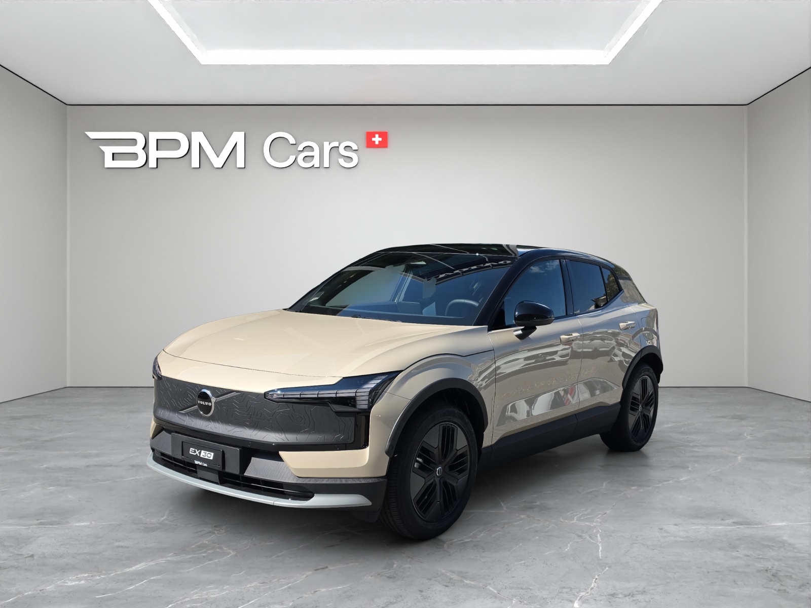 VOLVO EX30 Cross Country P8 69 kWh AWD Plus
