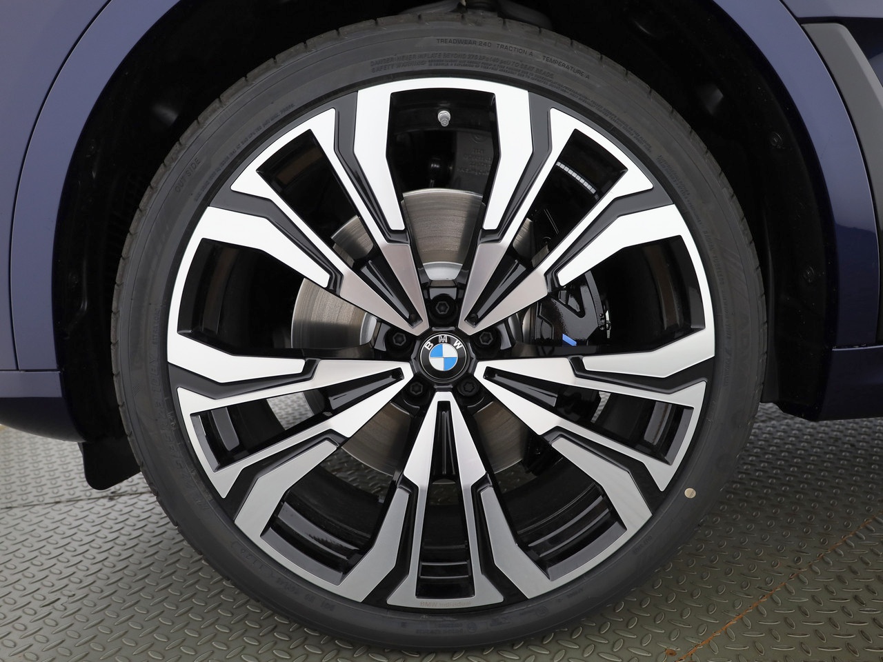 BMW X7 xDrive 48V 40i M Sport Pro Steptronic-image-23