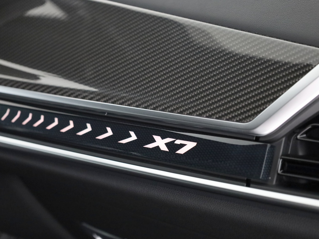 BMW X7 xDrive 48V 40i M Sport Pro Steptronic-image-18