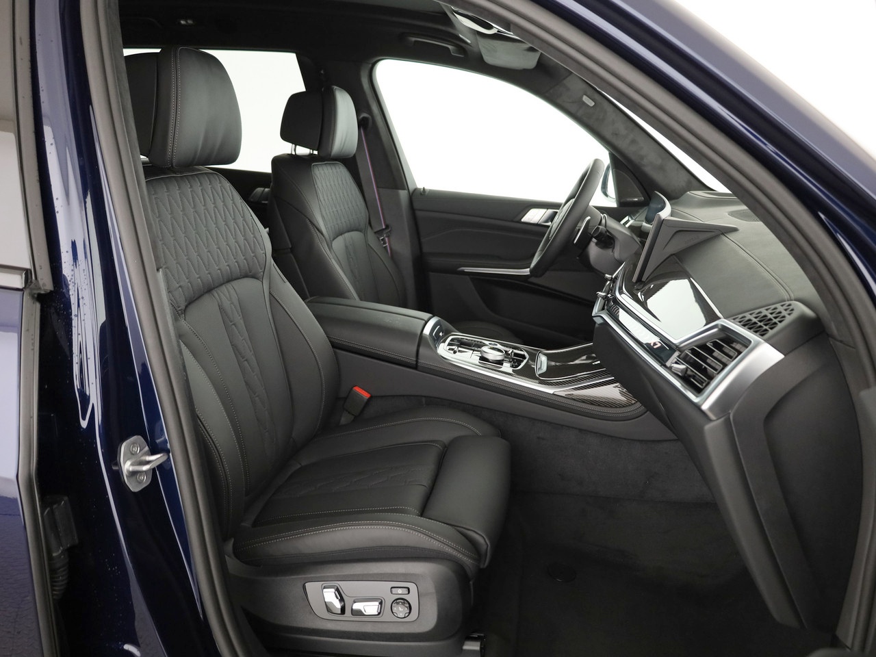 BMW X7 xDrive 48V 40i M Sport Pro Steptronic-image-19