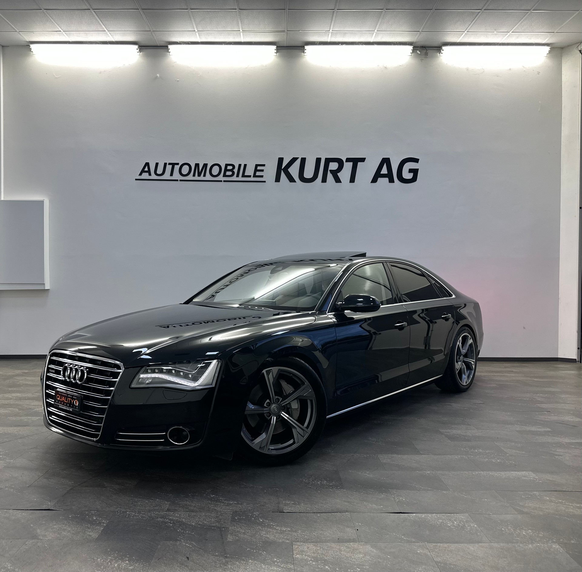 AUDI A8 3.0 TDI quattro tiptronic