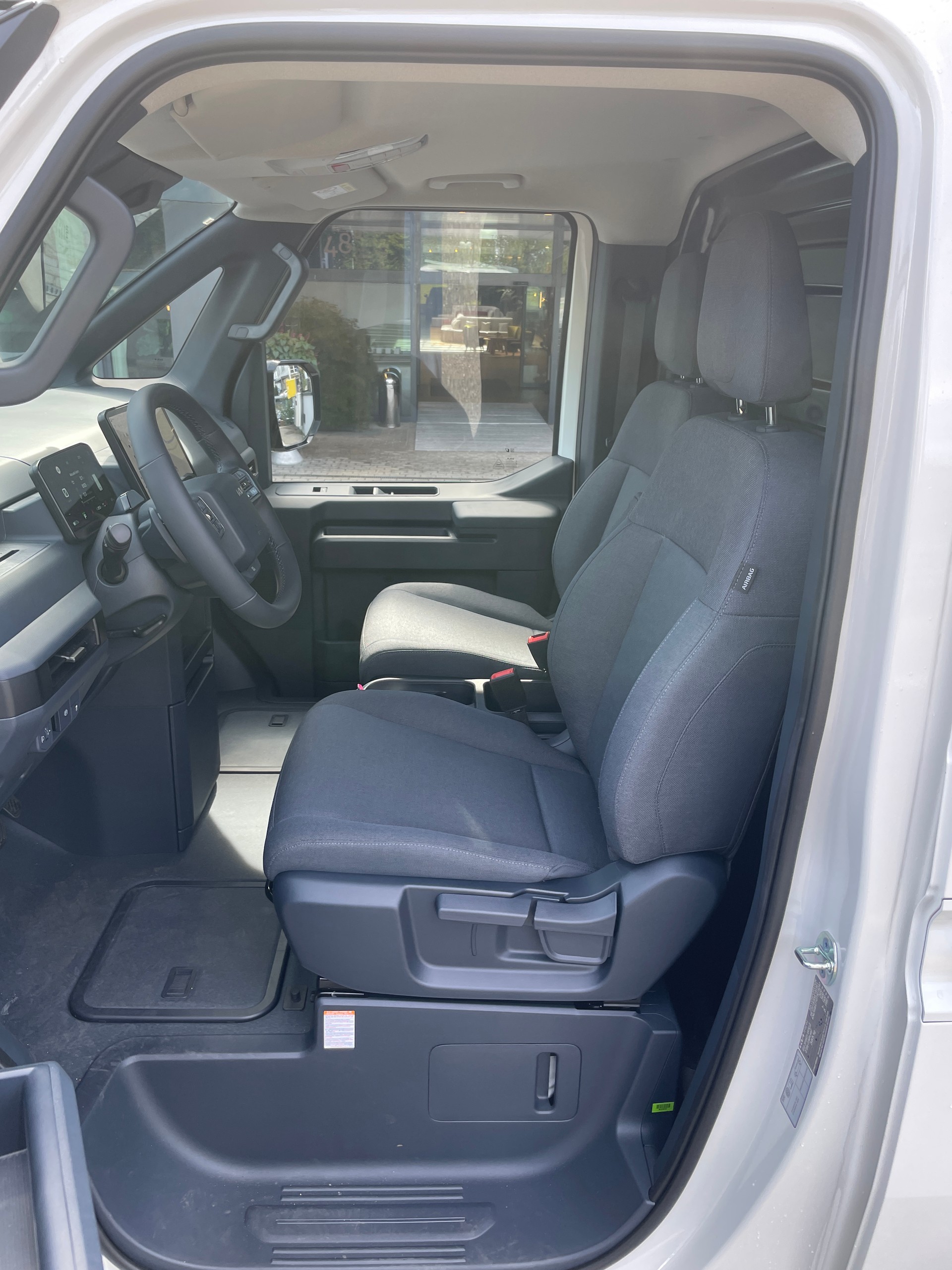 KIA PV5 Cargo 71.2 kWh Plus mit Wärmepumpe, 2-Schiebetüren-image-15