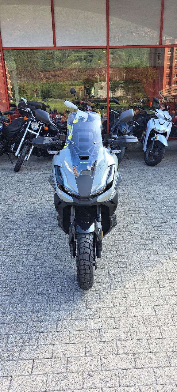 HONDA ADV 350-image-1