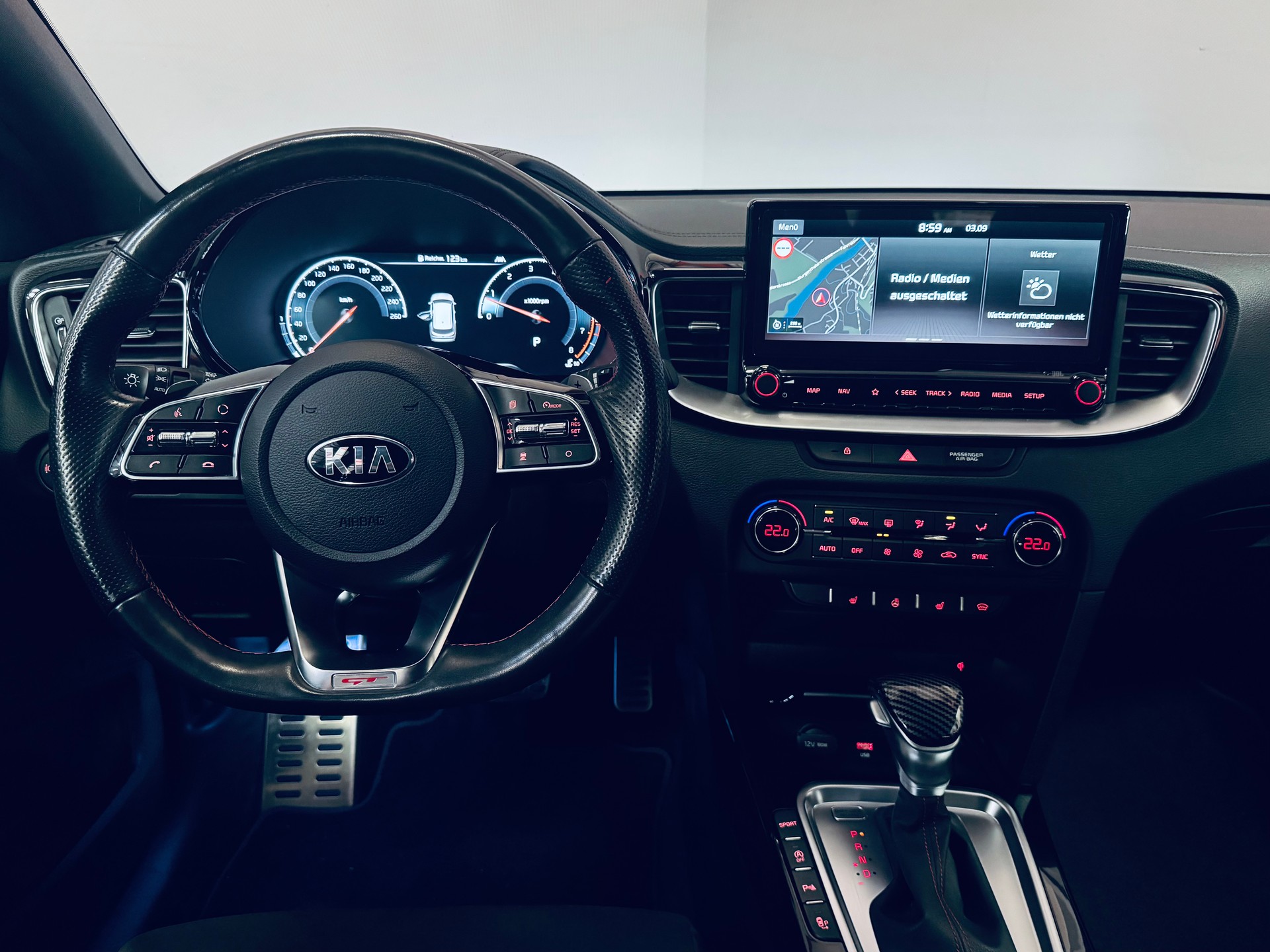 KIA Ceed 1.6 T-GDi GT DCT-image-15