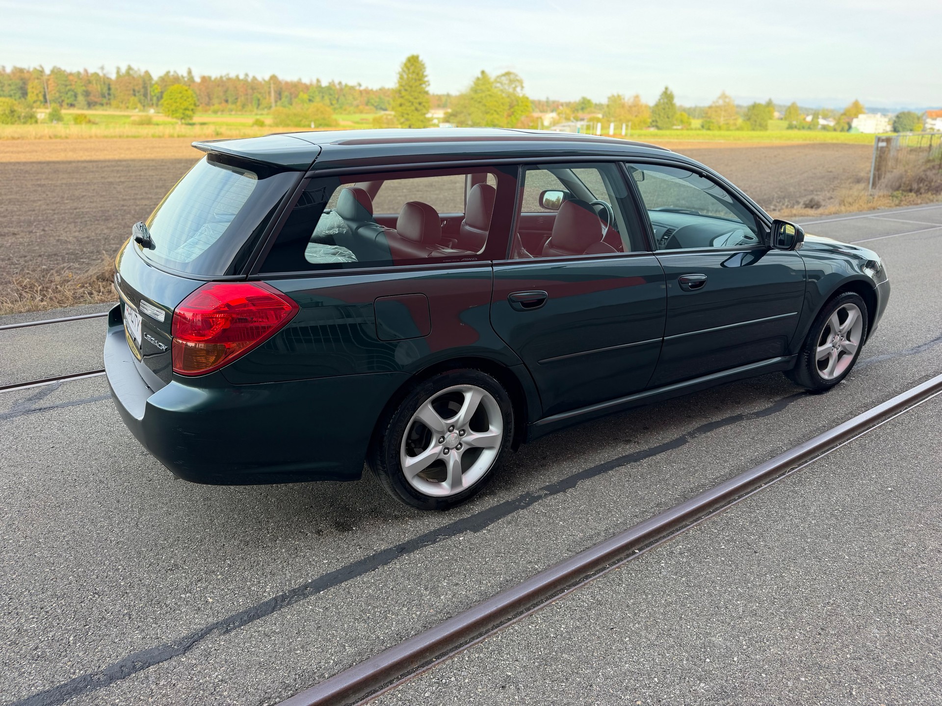 SUBARU Legacy 2.5i AWD Limited Automatic-image-4