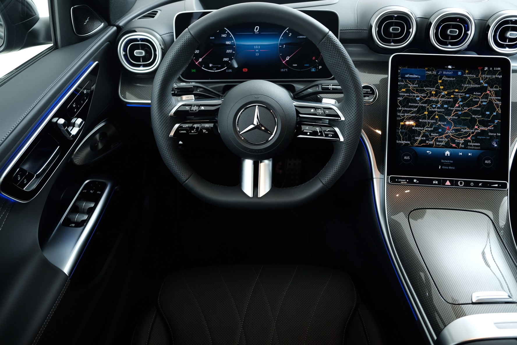 MERCEDES-BENZ C 220 d Swiss Star AMG Line 4matic W206-image-6