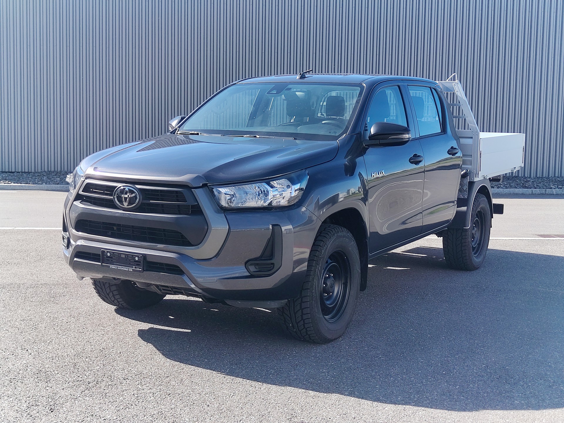 TOYOTA Hilux 2.4D-4D Comfort Double Cab 4x4-showroom-element-1