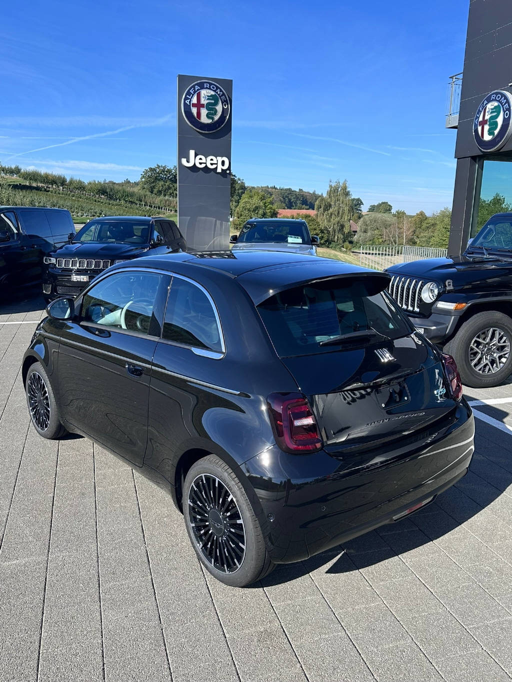 FIAT 500La Prima 3+1-showroom-element-1
