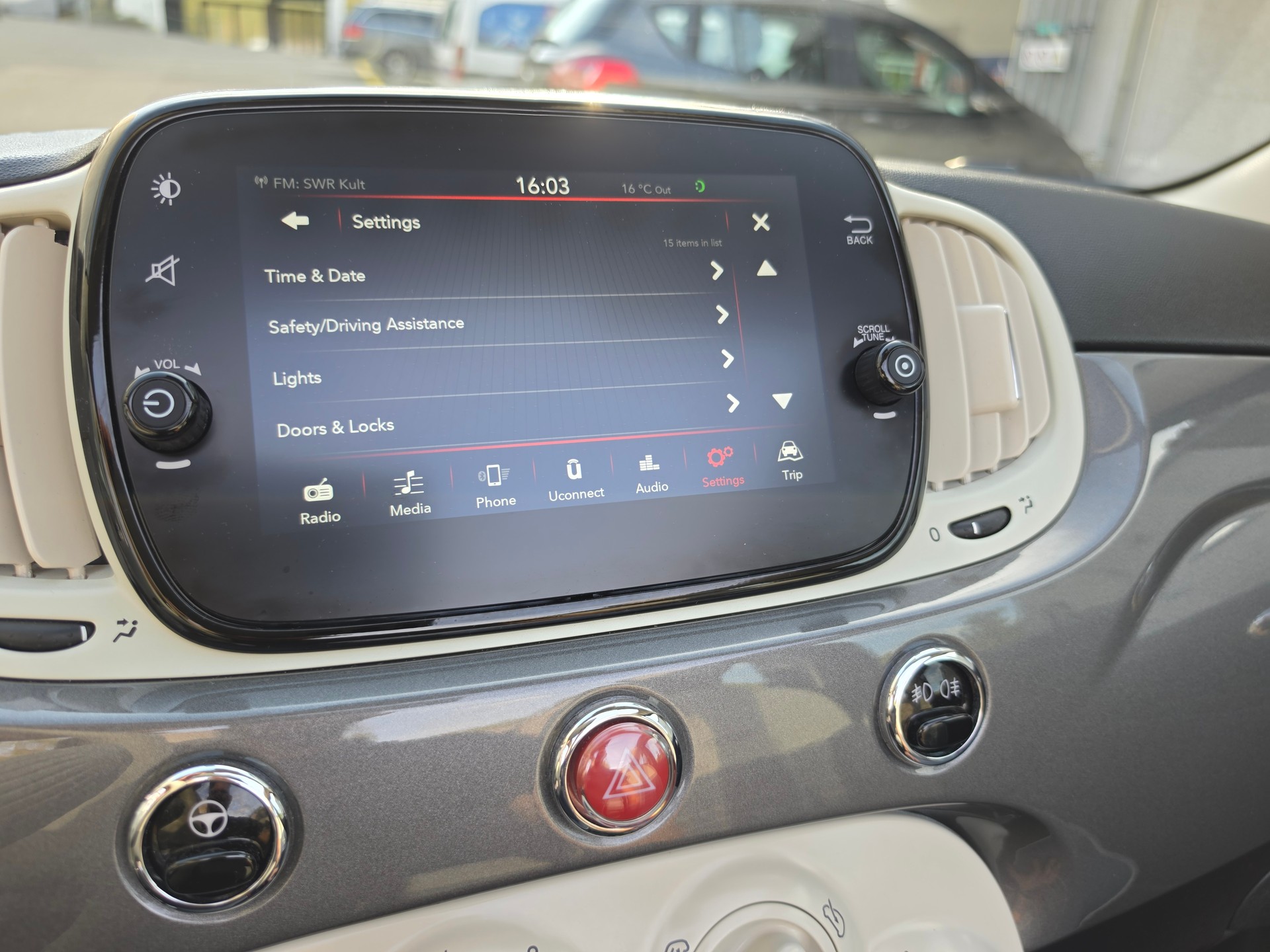 FIAT 500C 1.2 Lounge Dualogic-image-29