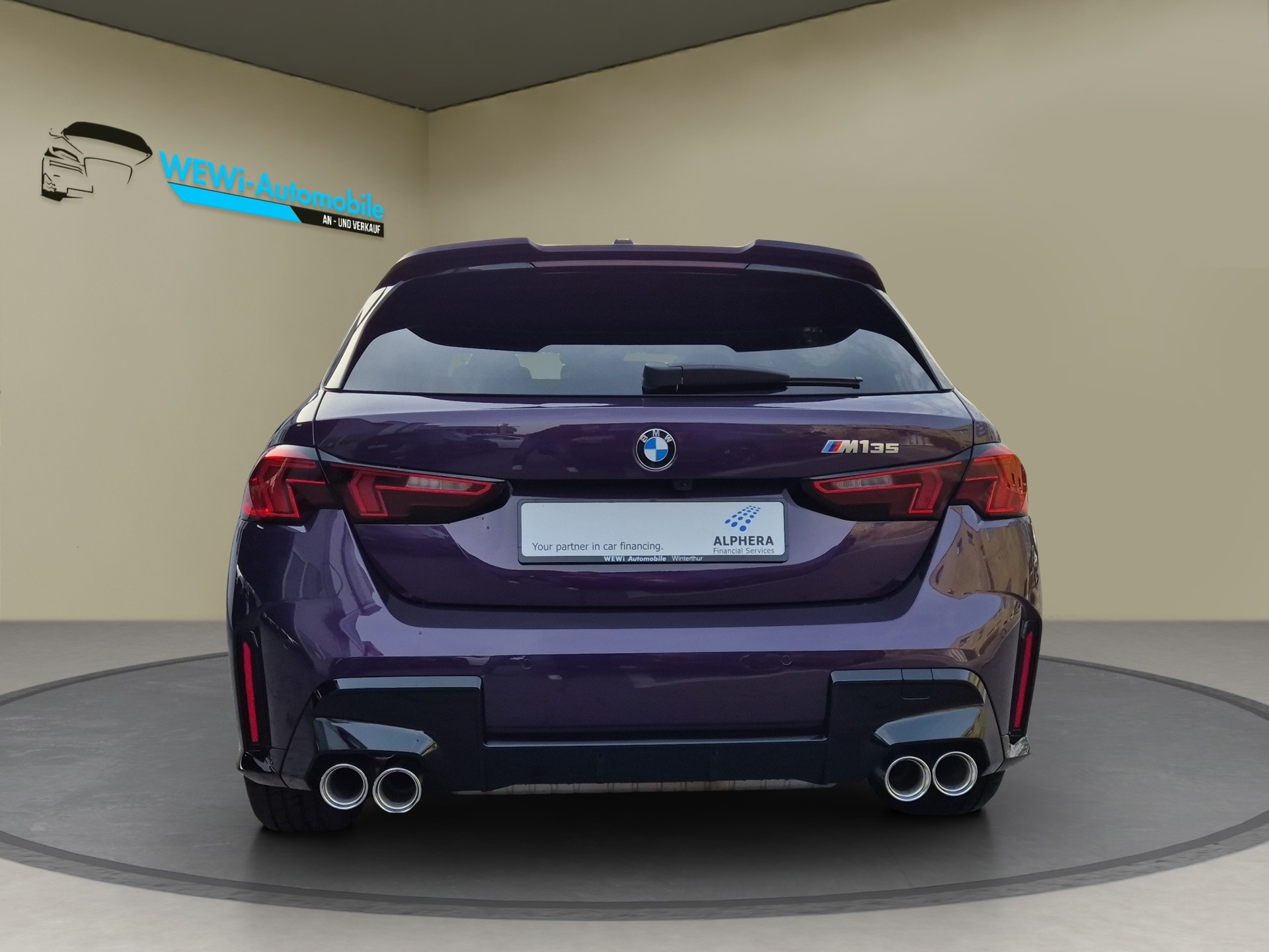 BMW M135 xDrive M Sport Pro-showroom-element-3