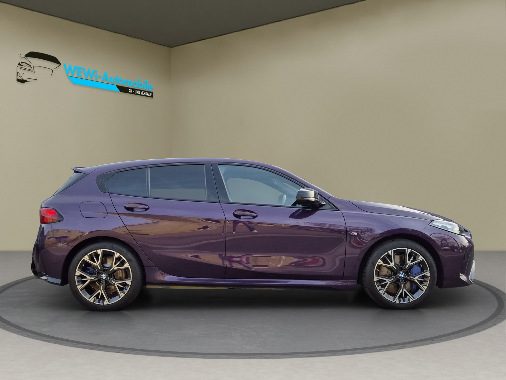 BMW M135 xDrive M Sport Pro-image-5
