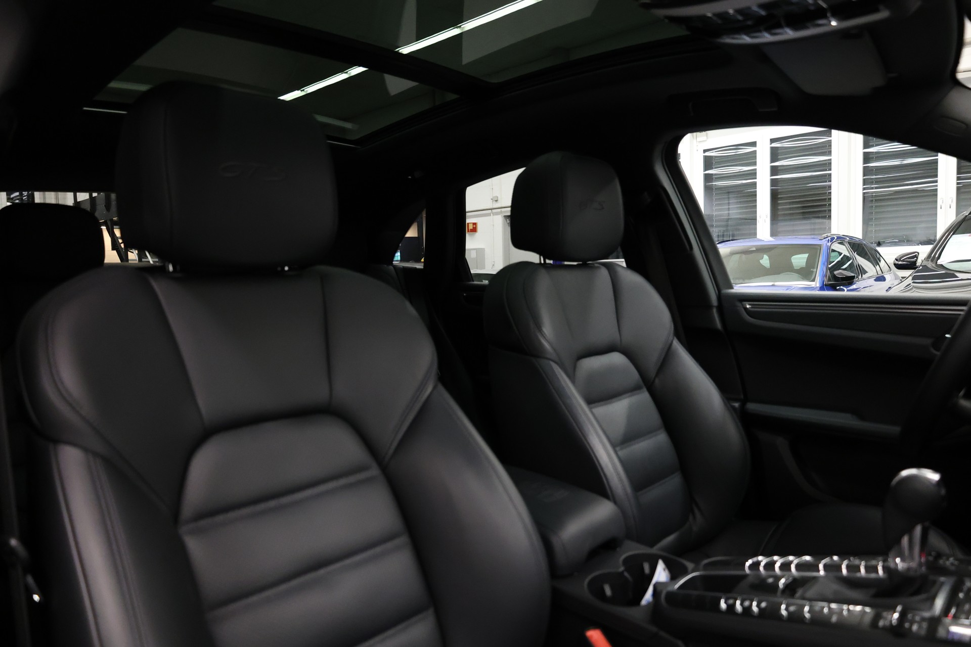 PORSCHE Macan 2.9 V6 GTS-image-19