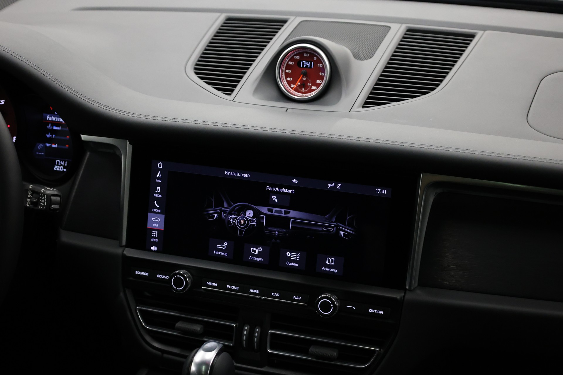 PORSCHE Macan 2.9 V6 GTS-image-21