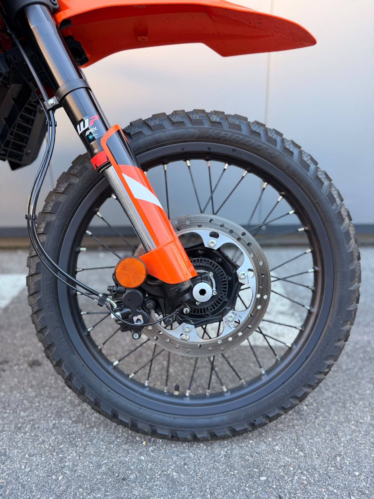 KTM 390 Enduro R-showroom-element-3