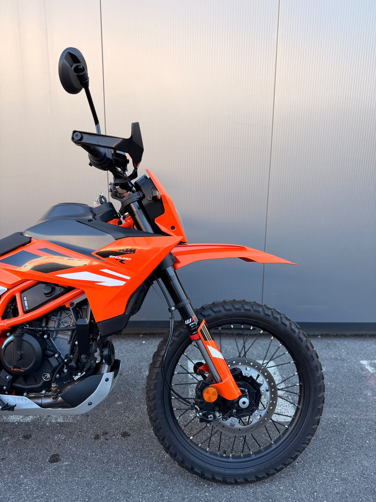 KTM 390 Enduro R-showroom-element-2