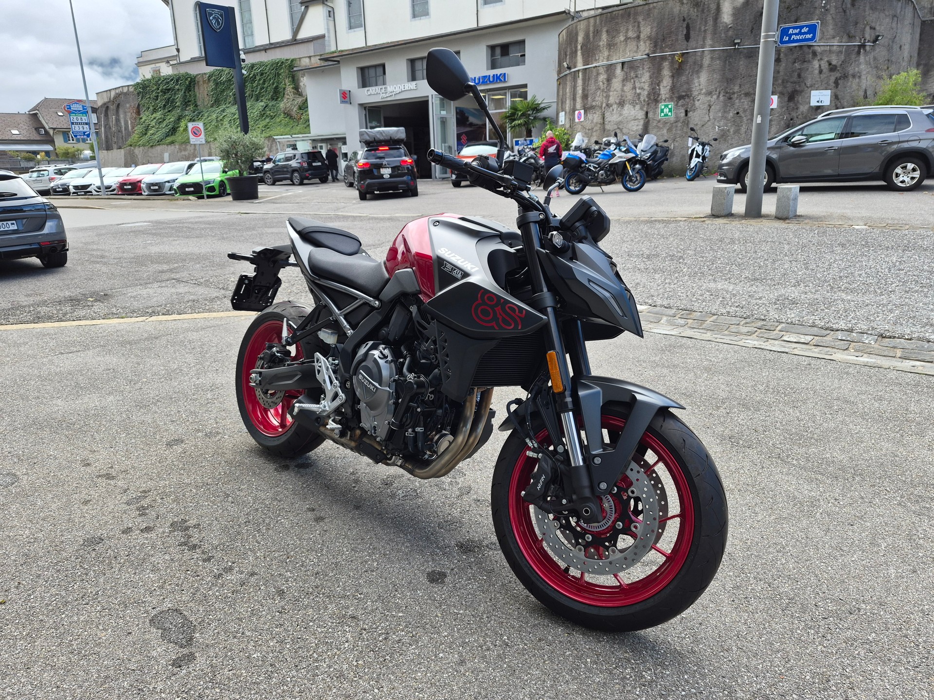 SUZUKI GSX 8 S (35kW)-image-0