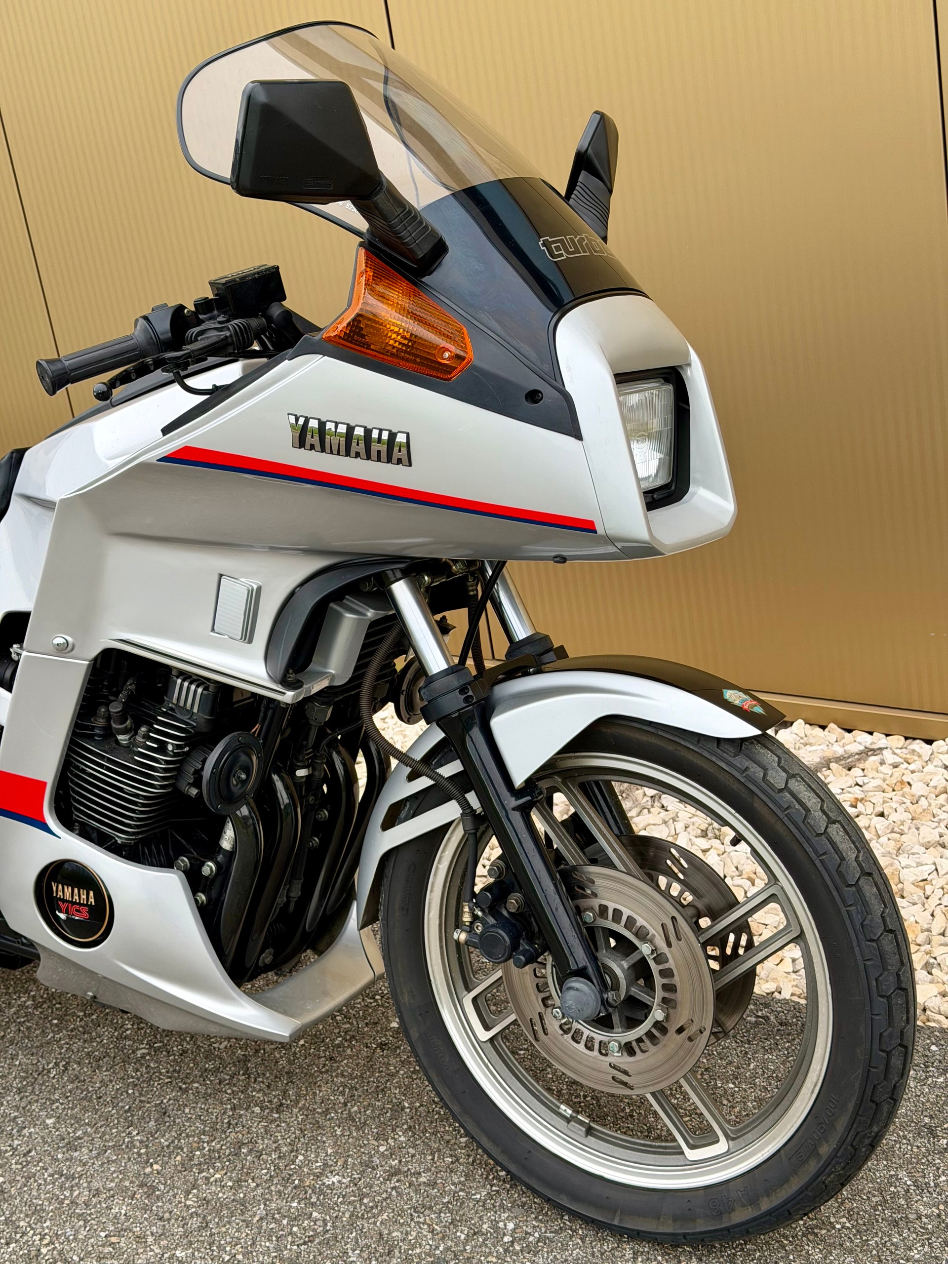 YAMAHA XJ 650 Turbo-image-1