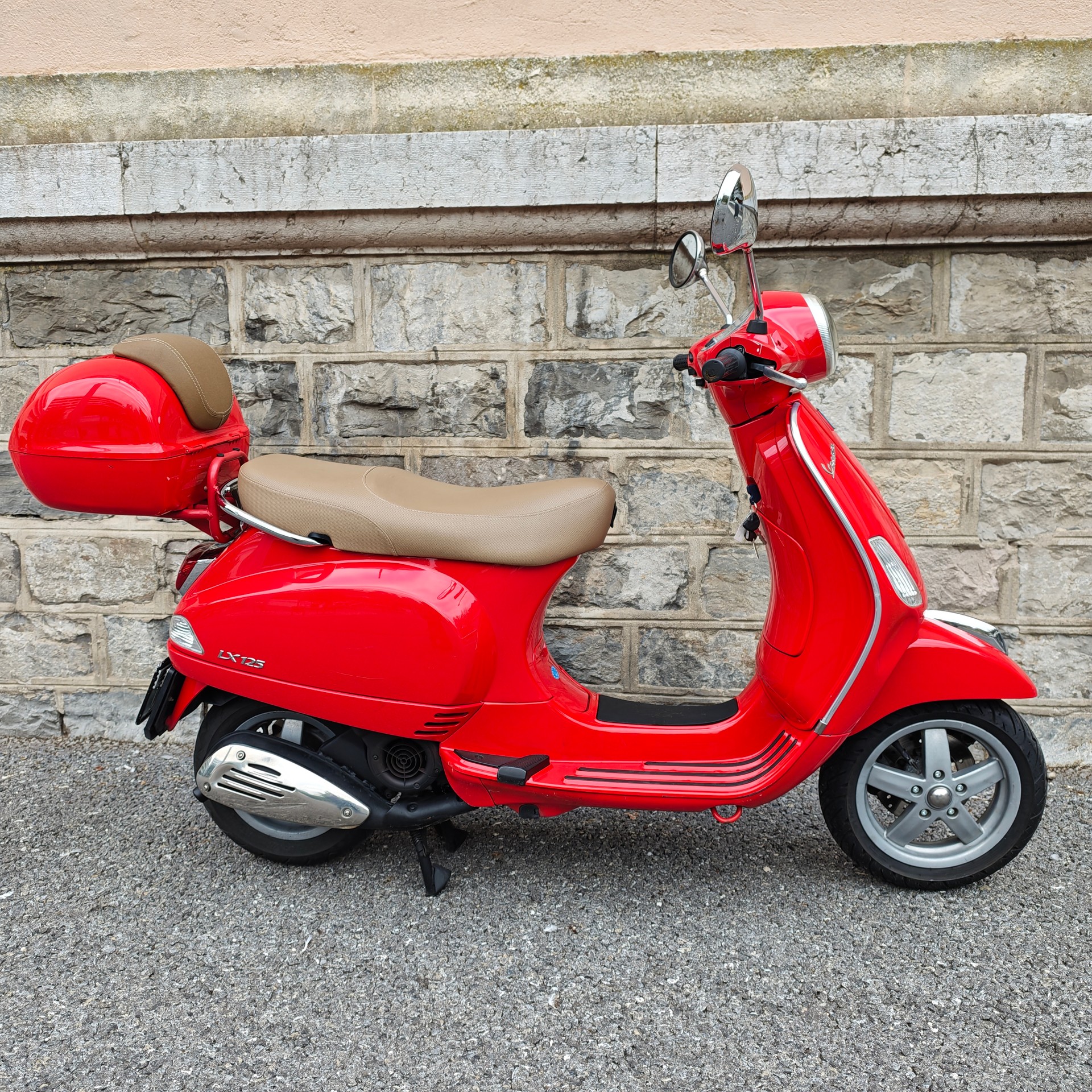 PIAGGIO Vespa 125 LX4-image-5