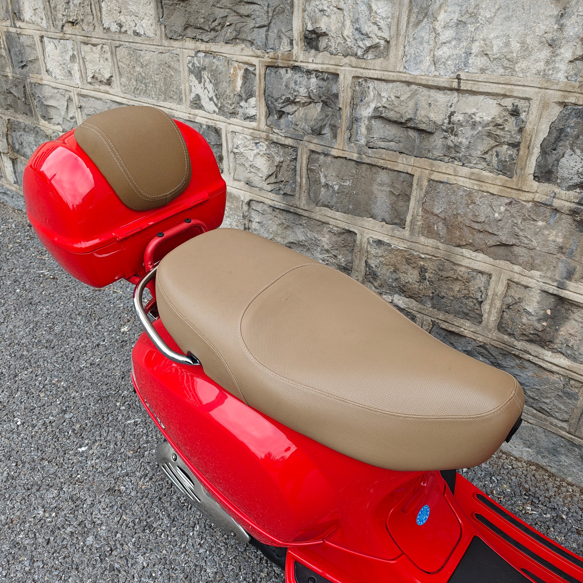 PIAGGIO Vespa 125 LX4-image-6