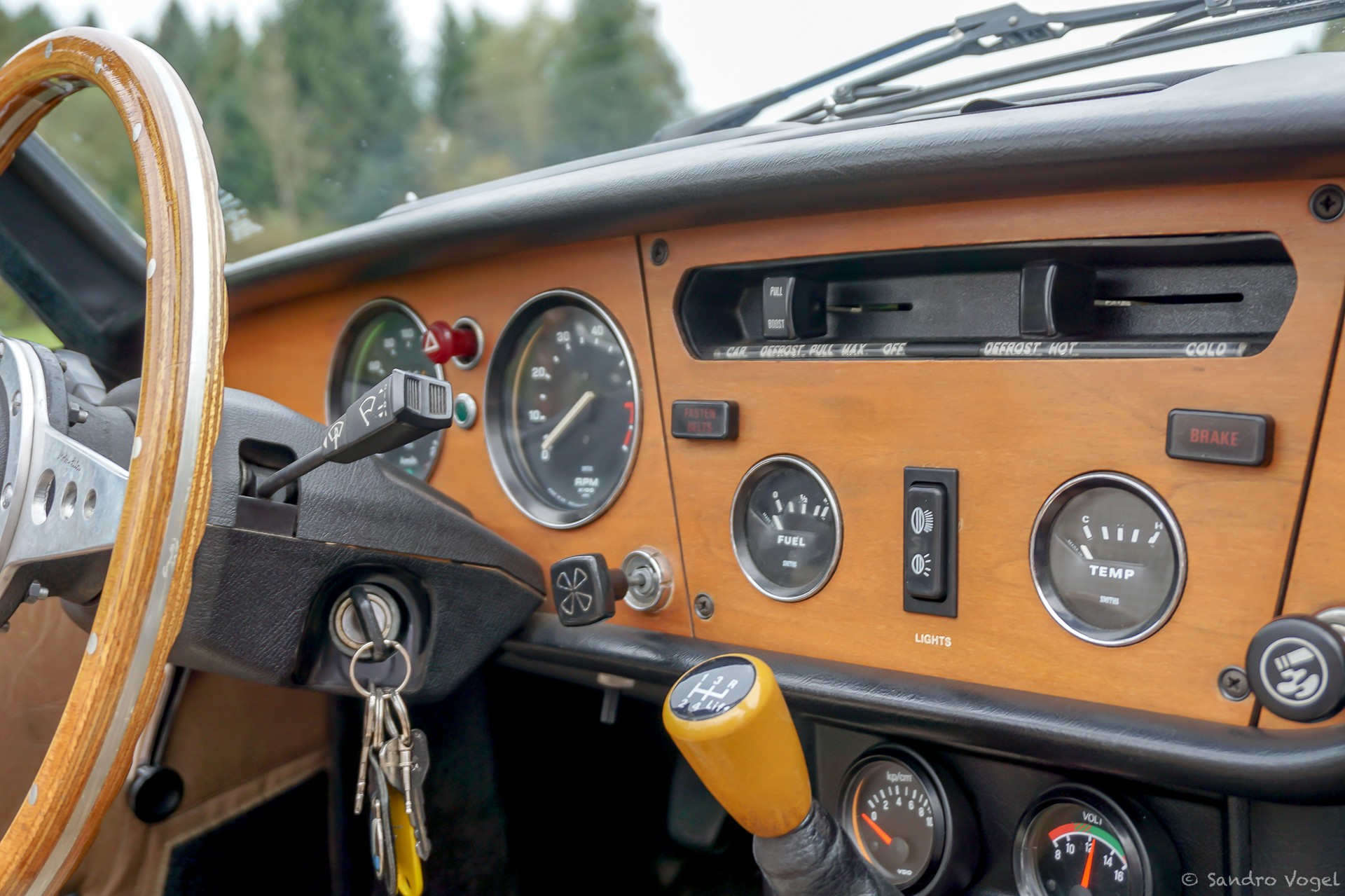TRIUMPH Spitfire 1500-image-11