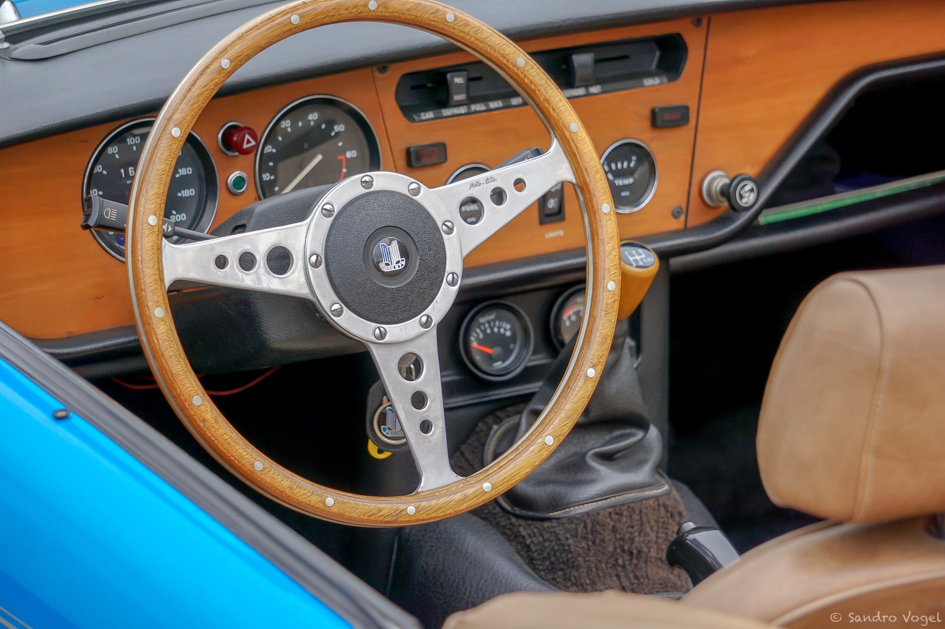 TRIUMPH Spitfire 1500-image-10