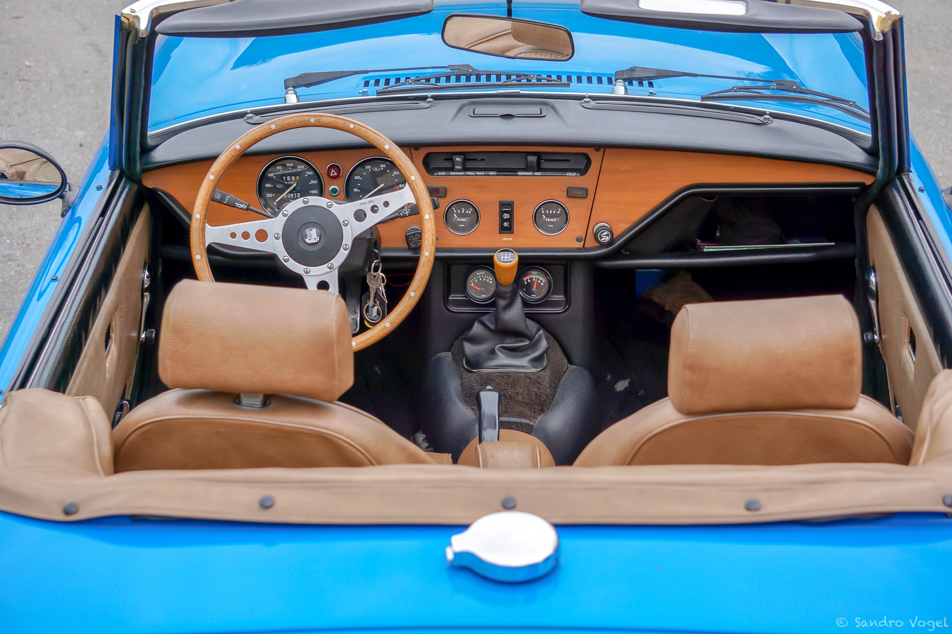 TRIUMPH Spitfire 1500-image-9